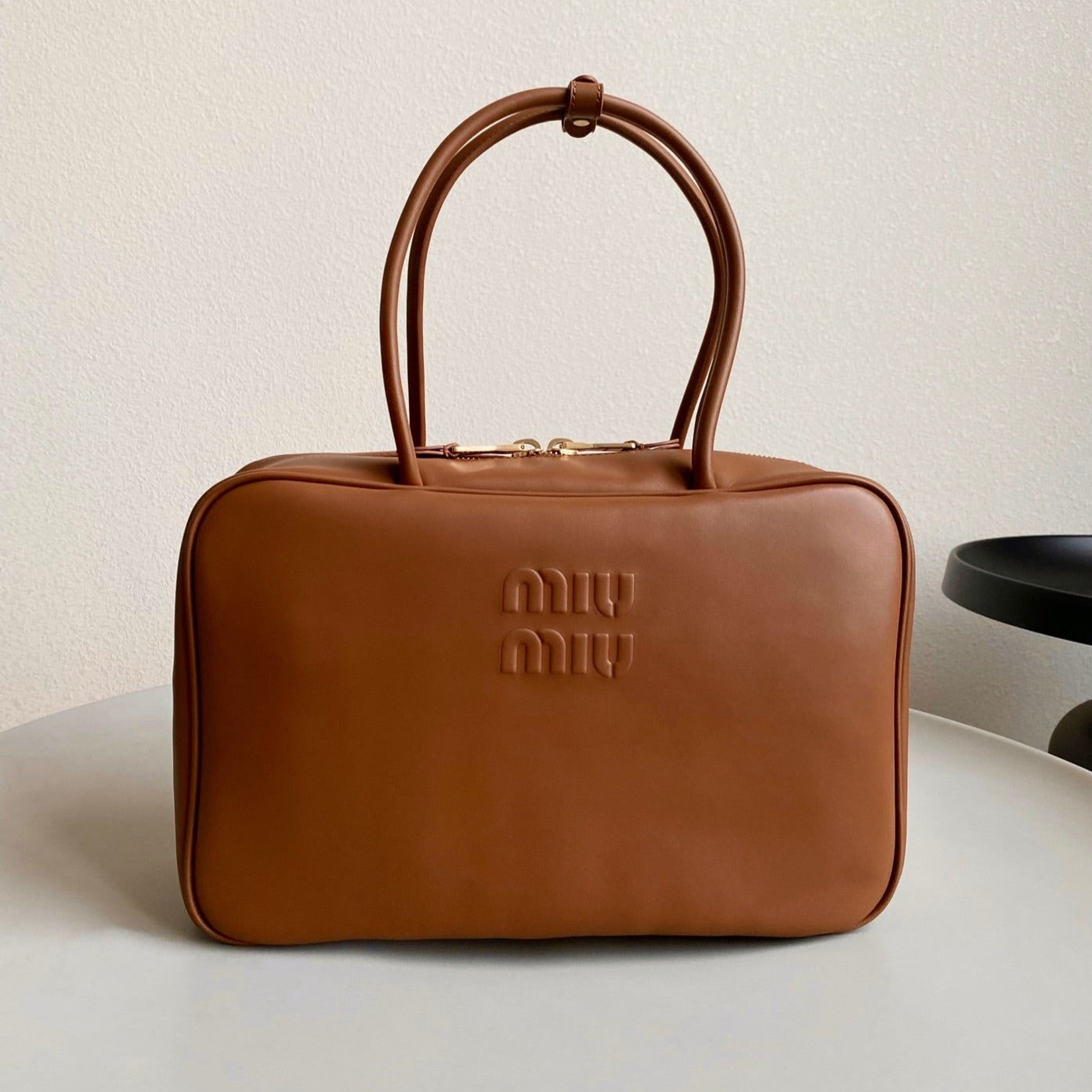 MIU MIU BEAU BAG 34 IN CARAMEL BROWN LEATHER