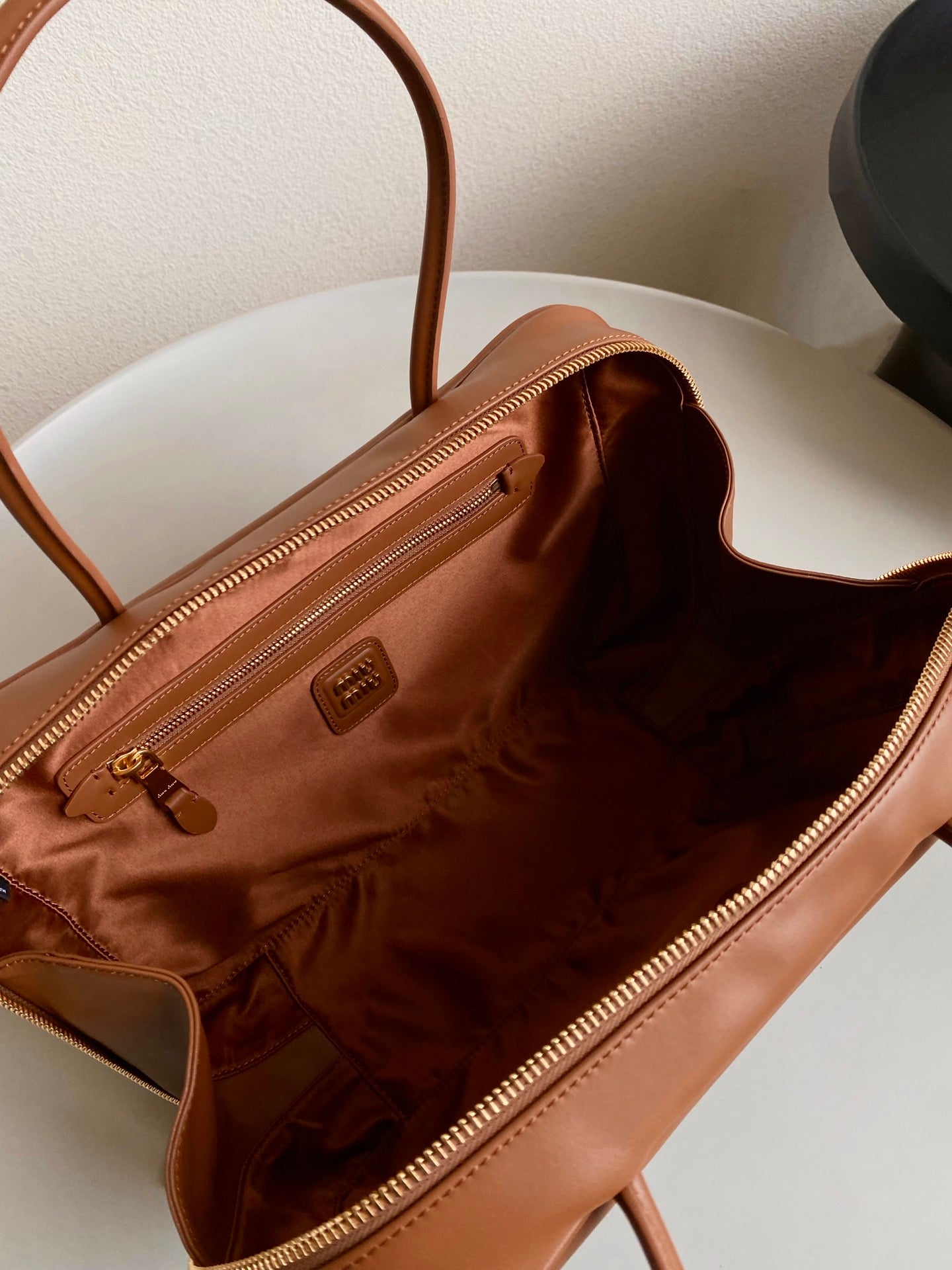MIU MIU BEAU BAG 34 IN CARAMEL BROWN LEATHER