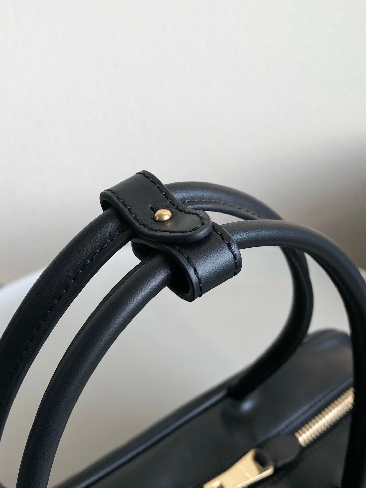 MIU MIU BEAU BAG 34 IN BLACK LEATHER