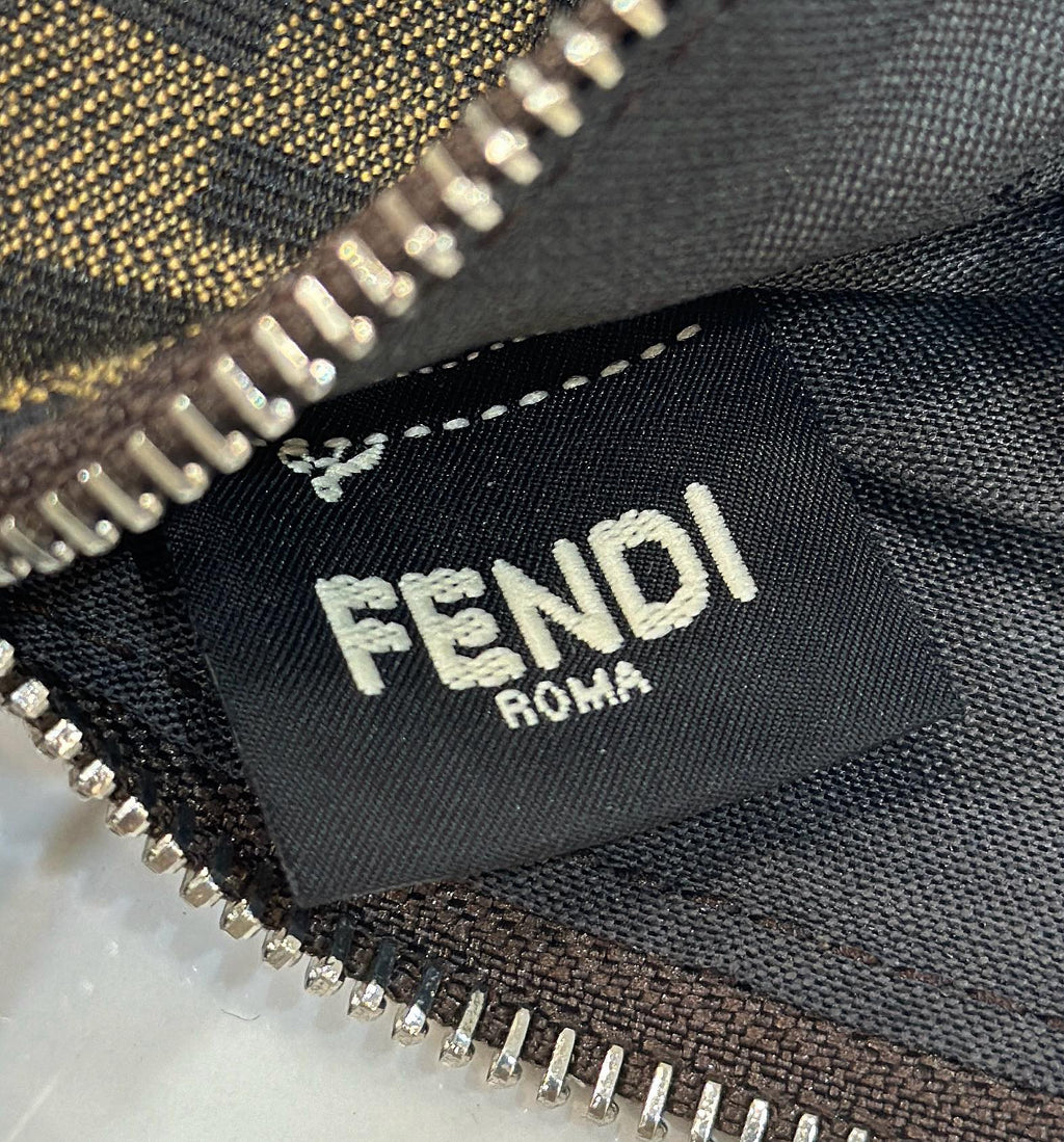 FENDI SHOULDER BAG 19 WITH FF MOTIF IN BROWN JACQUARD FABRIC