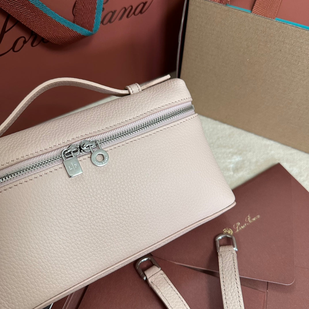 LORO PIANA EXTRA POCKET L19 IN BLUSH PINK GRAINED CALFSKIN WITH SILVER HARDWARE