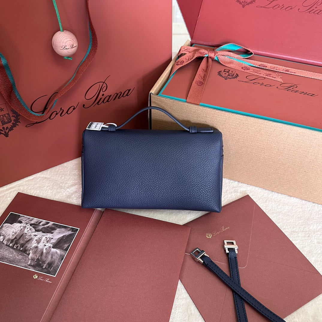 LORO PIANA EXTRA POCKET L19 IN NAVY BLUE GRAINED CALFSKIN WITH SILVER HARDWARE