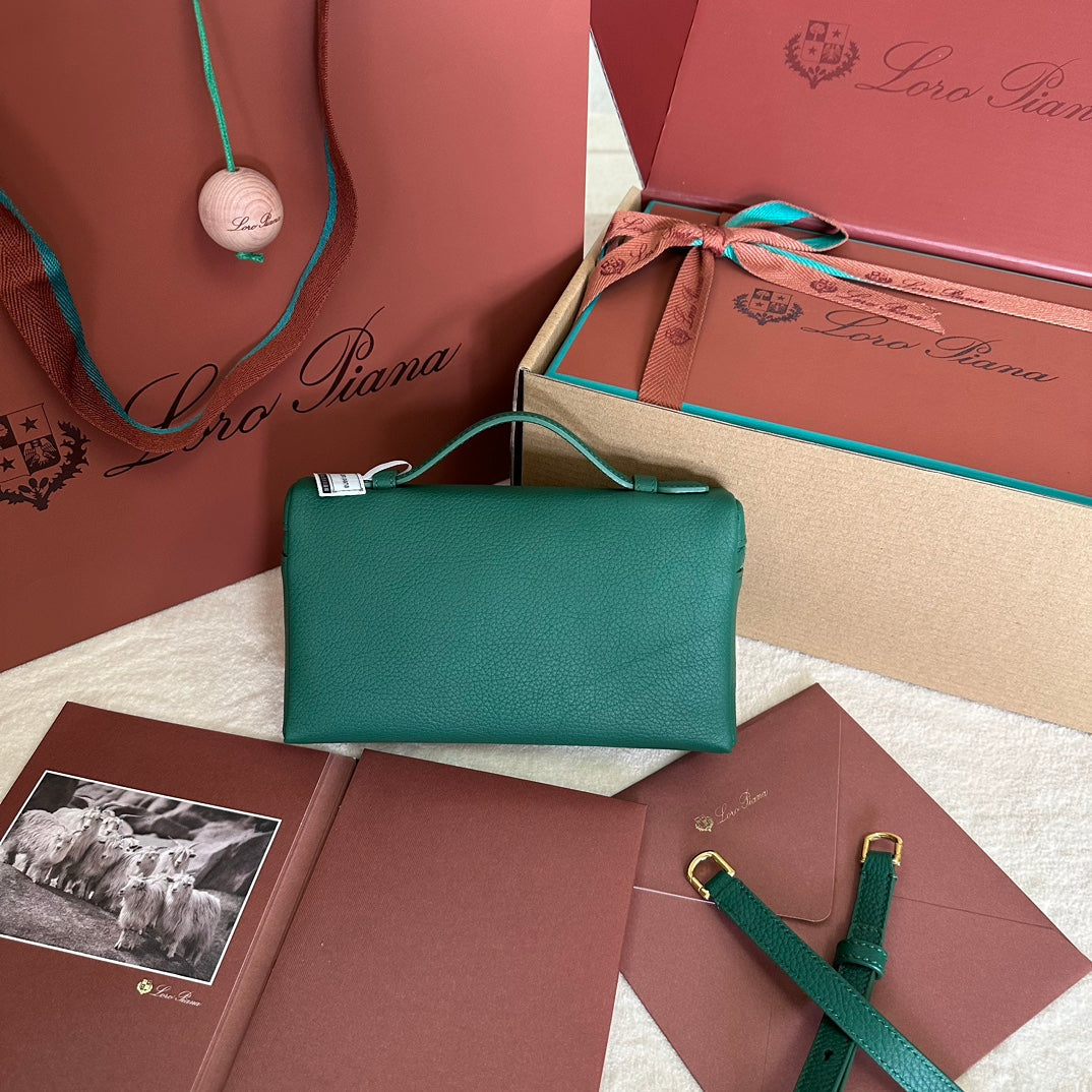 LORO PIANA EXTRA POCKET L19 IN GREEN FOREST GRAINED CALFSKIN WITH GOLD HARDWARE