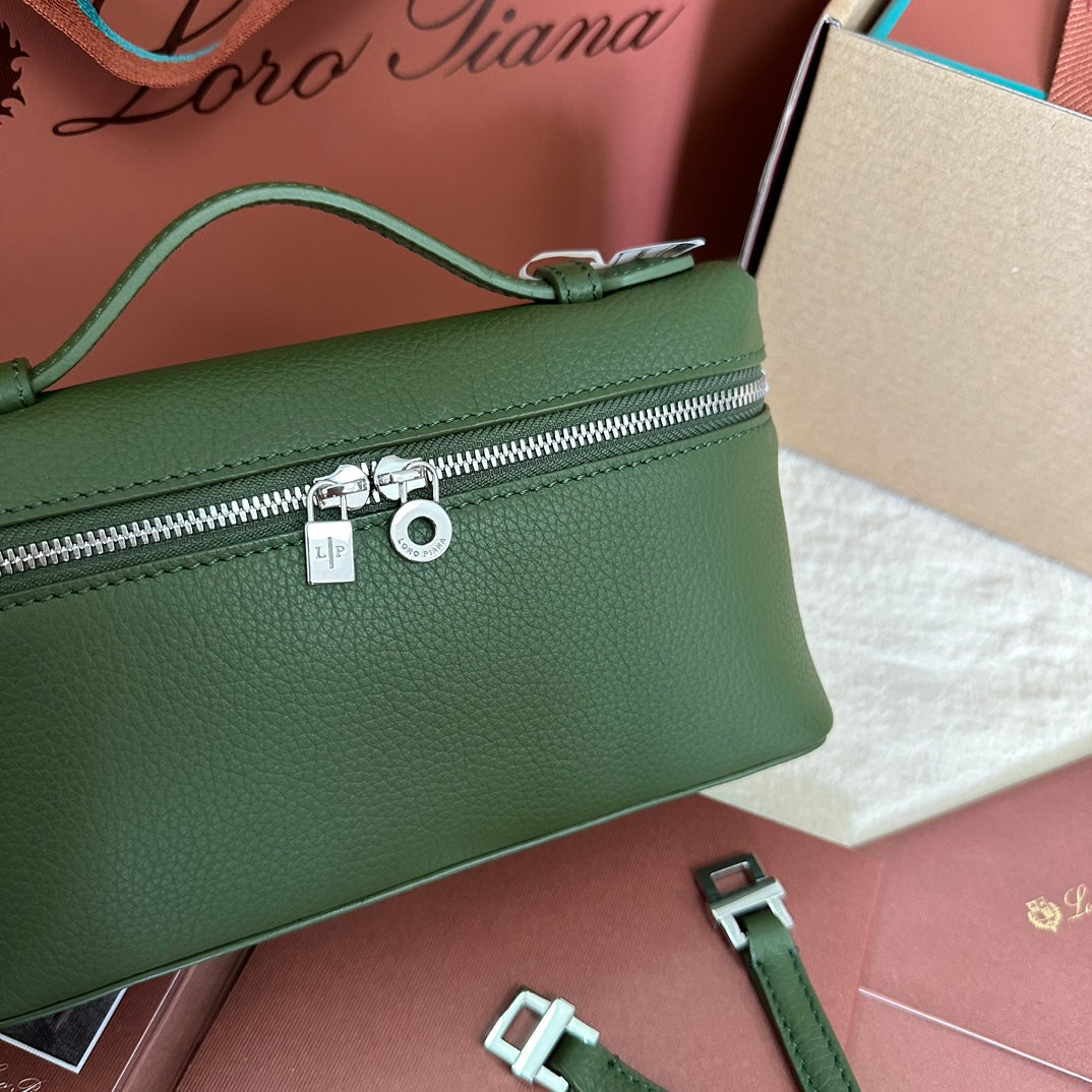 LORO PIANA EXTRA POCKET L19 IN PINE GREEN CALFSKIN WITH SILVER HARDWARE