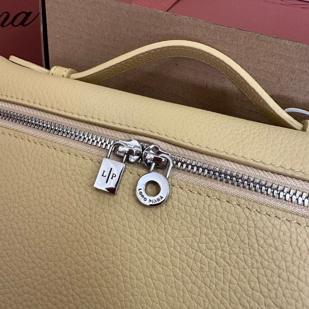 LORO PIANA EXTRA POCKET L19 IN LIGHT YELLOW CALFSKIN WITH SILVER HARDWARE
