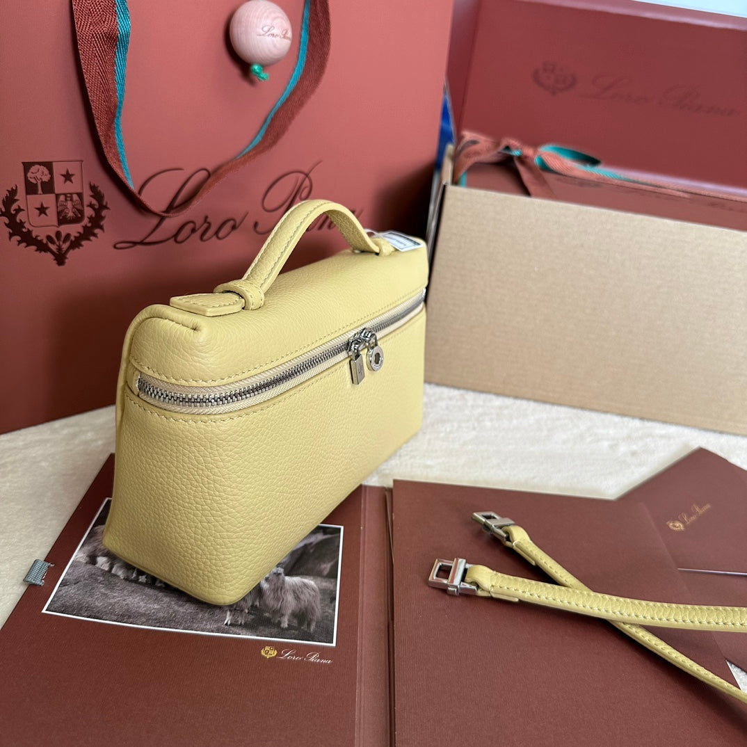 LORO PIANA EXTRA POCKET L19 IN LIGHT YELLOW CALFSKIN WITH SILVER HARDWARE