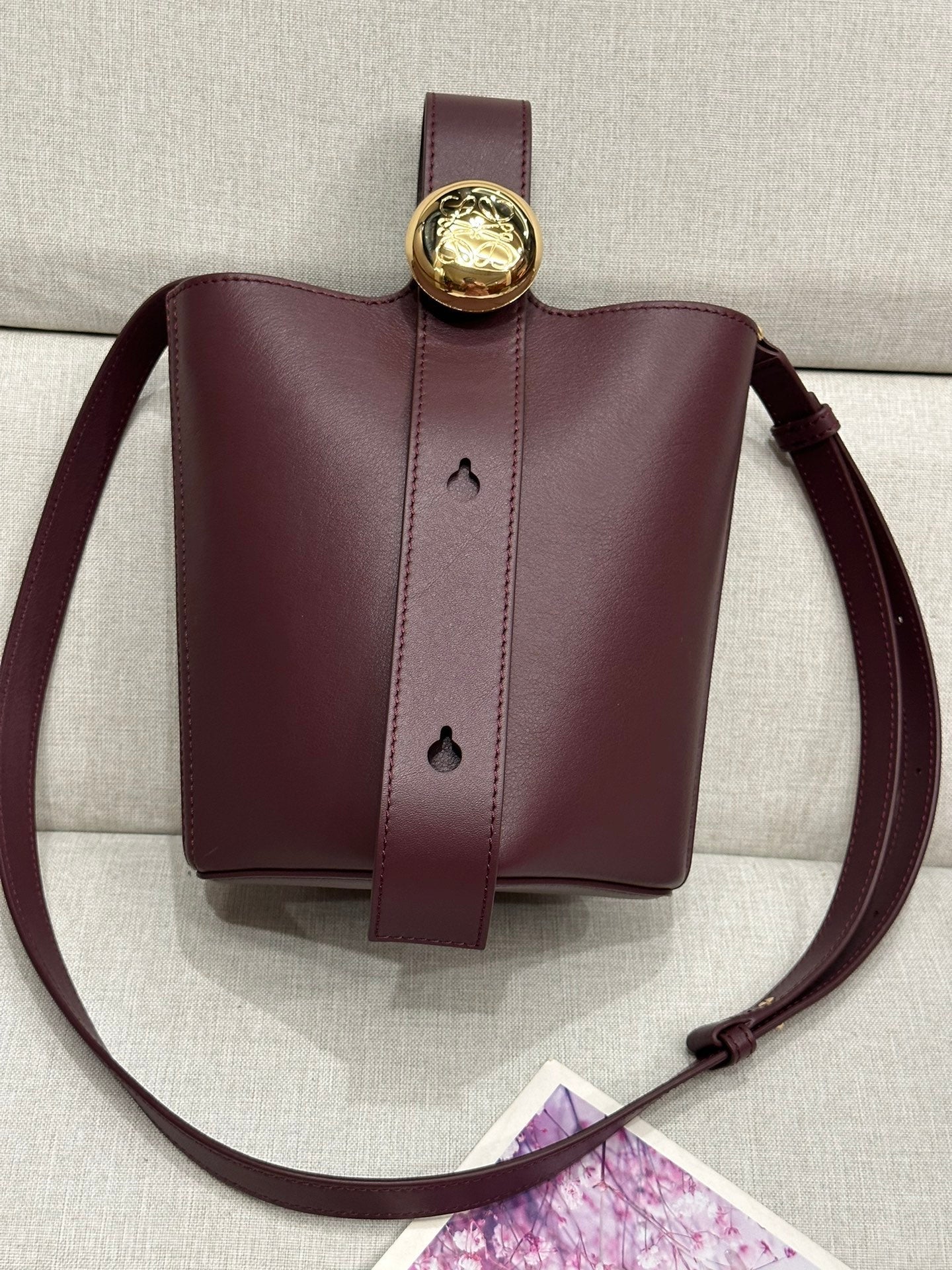 LOEWE LOE MINI 19 PEBBLE BUCKET IN DARK BURGUNDY MELLOW CALFSKIN
