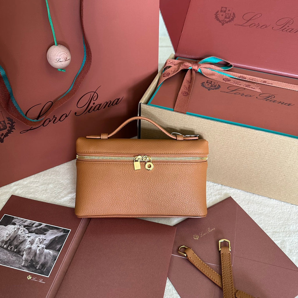 LORO PIANA EXTRA POCKET L19 IN BRONZE BROWN GRAINED CALFSKIN WITH GOLD HARDWARE