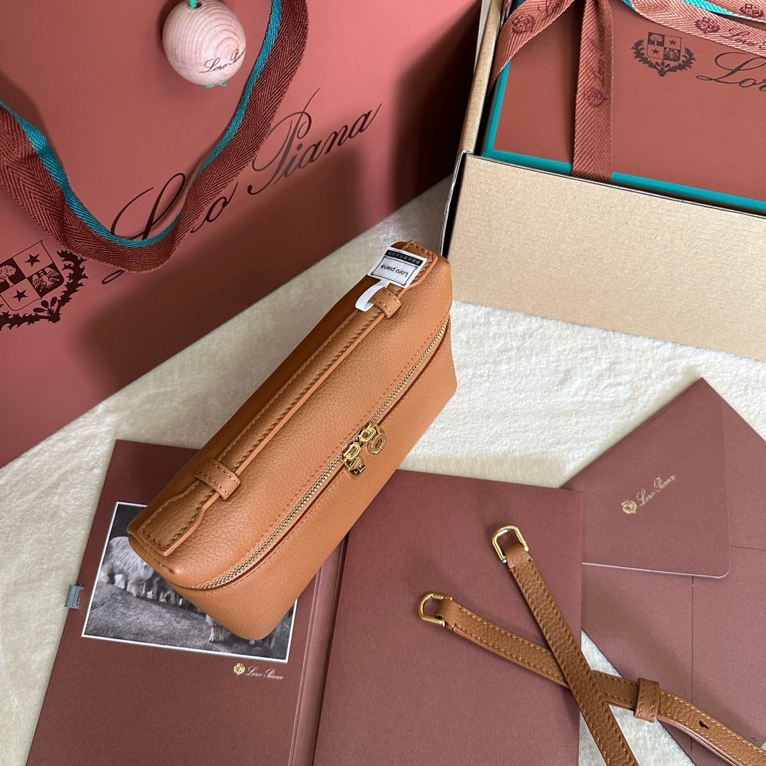 LORO PIANA EXTRA POCKET L19 IN BRONZE BROWN GRAINED CALFSKIN WITH GOLD HARDWARE