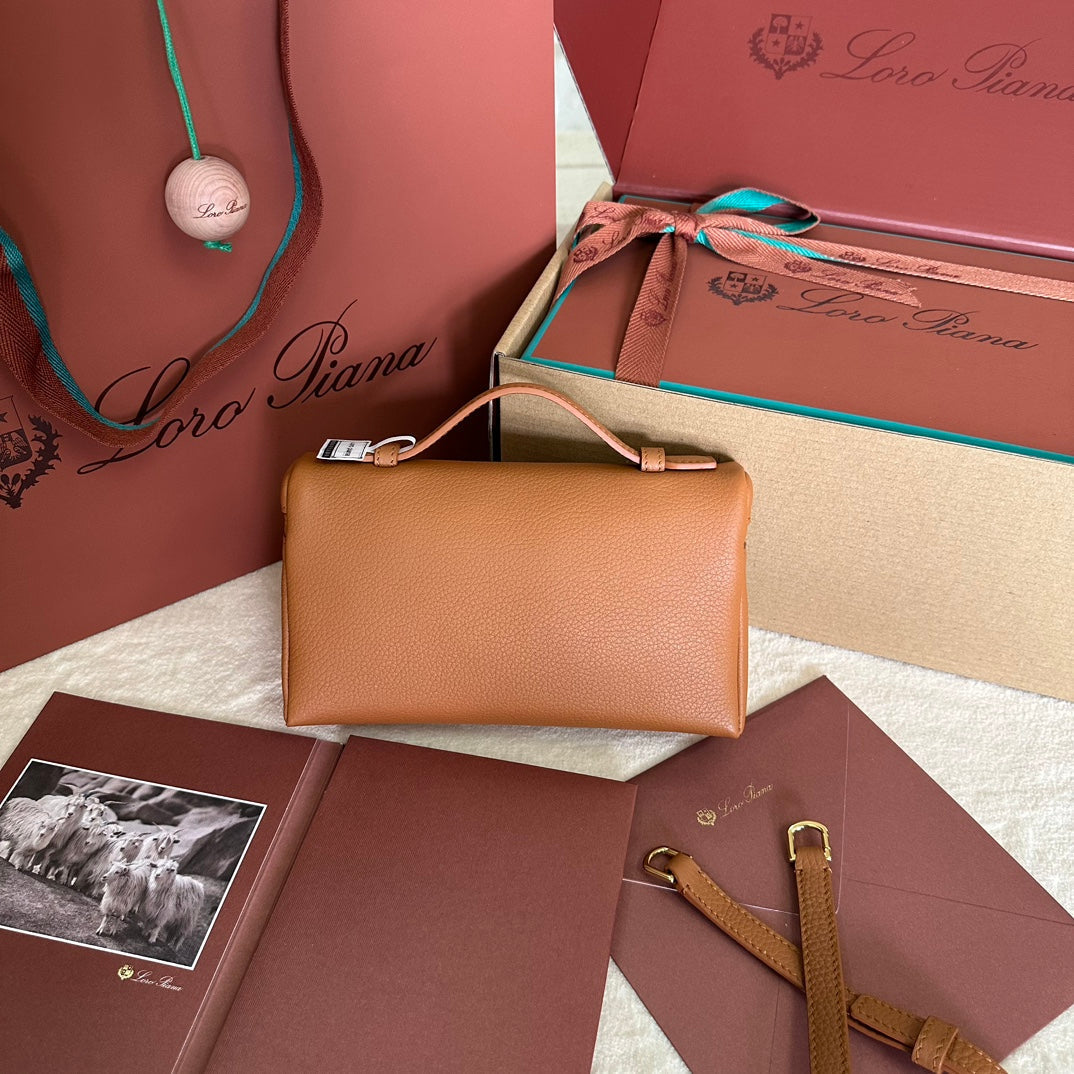 LORO PIANA EXTRA POCKET L19 IN BRONZE BROWN GRAINED CALFSKIN WITH GOLD HARDWARE
