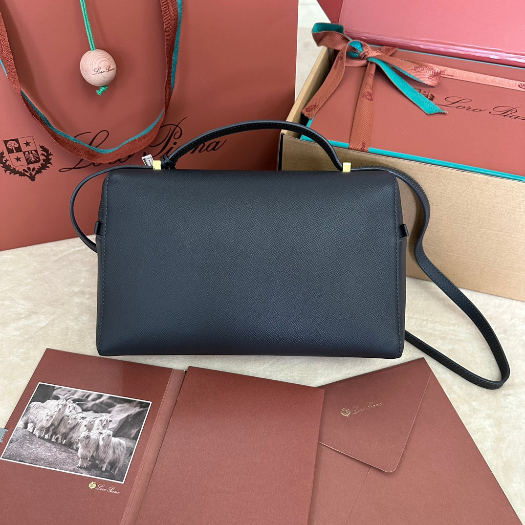 LORO PIANA EXTRA BAG L27 IN BLACK GRAINED CALFSKIN WITH GOLD HARDWARE