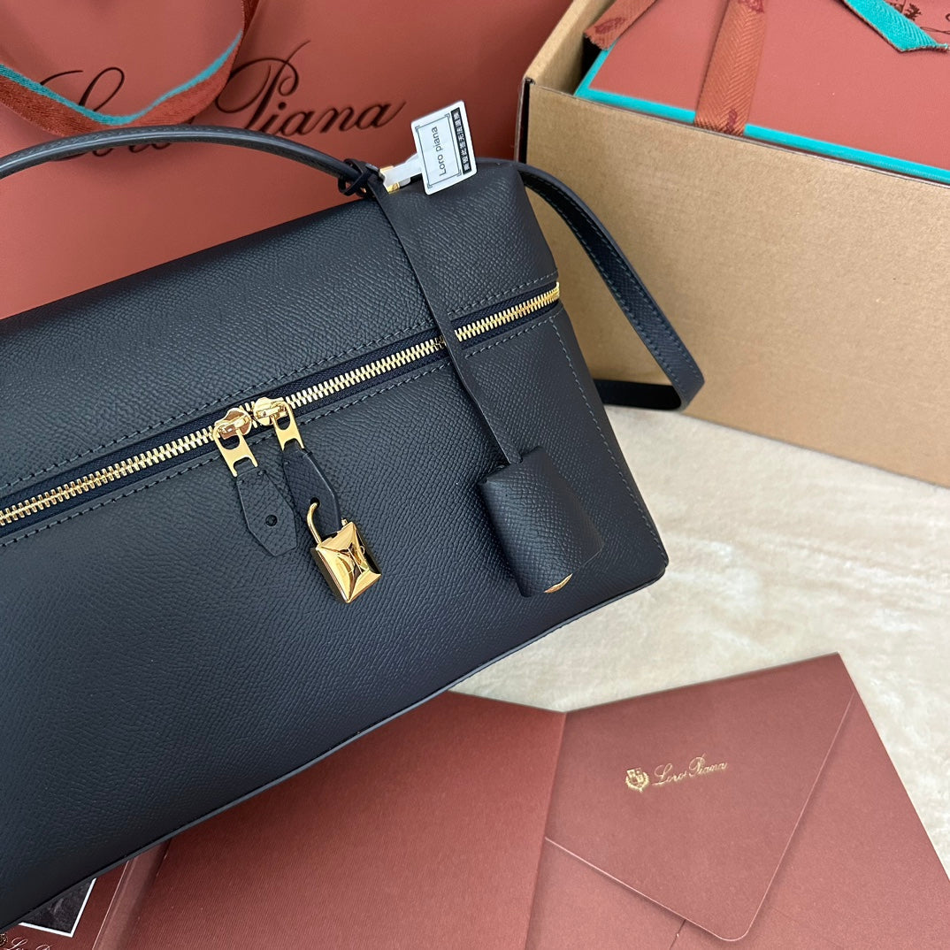 LORO PIANA EXTRA BAG L27 IN BLACK GRAINED CALFSKIN WITH GOLD HARDWARE