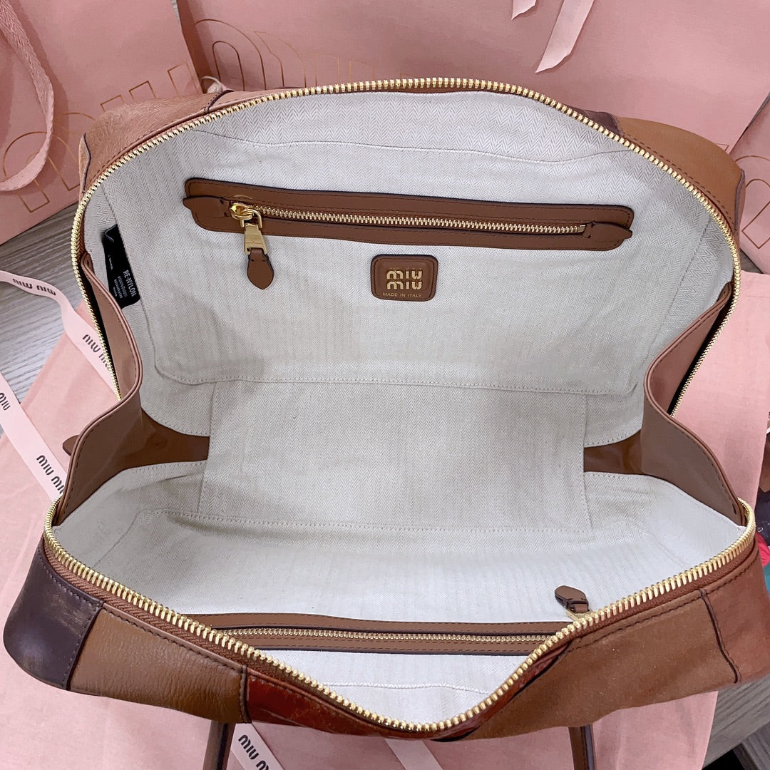 MIU MIU BEAU TOP HANDLE BAG 34 IN COGNAC LEATHER PATCHWORK