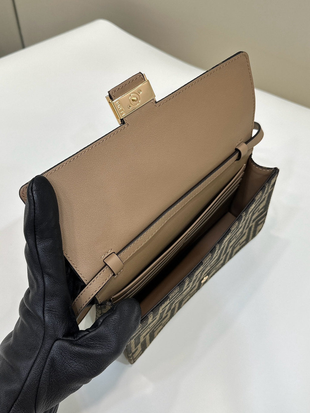 FENDI BAGUETTE CHAIN MIDI 21 IN BROWN MIX BLACK MONOGRAM JACQUARD FABRIC BAG