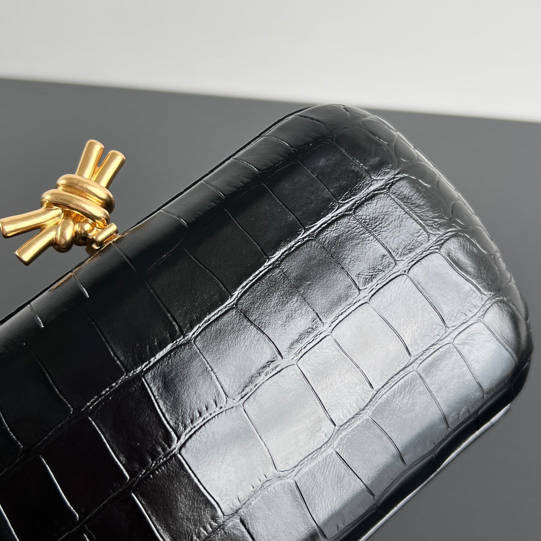 BOTTEGA VENETA KNOT 19 IN BLACK CROCODILE PATTERN CALFSKIN