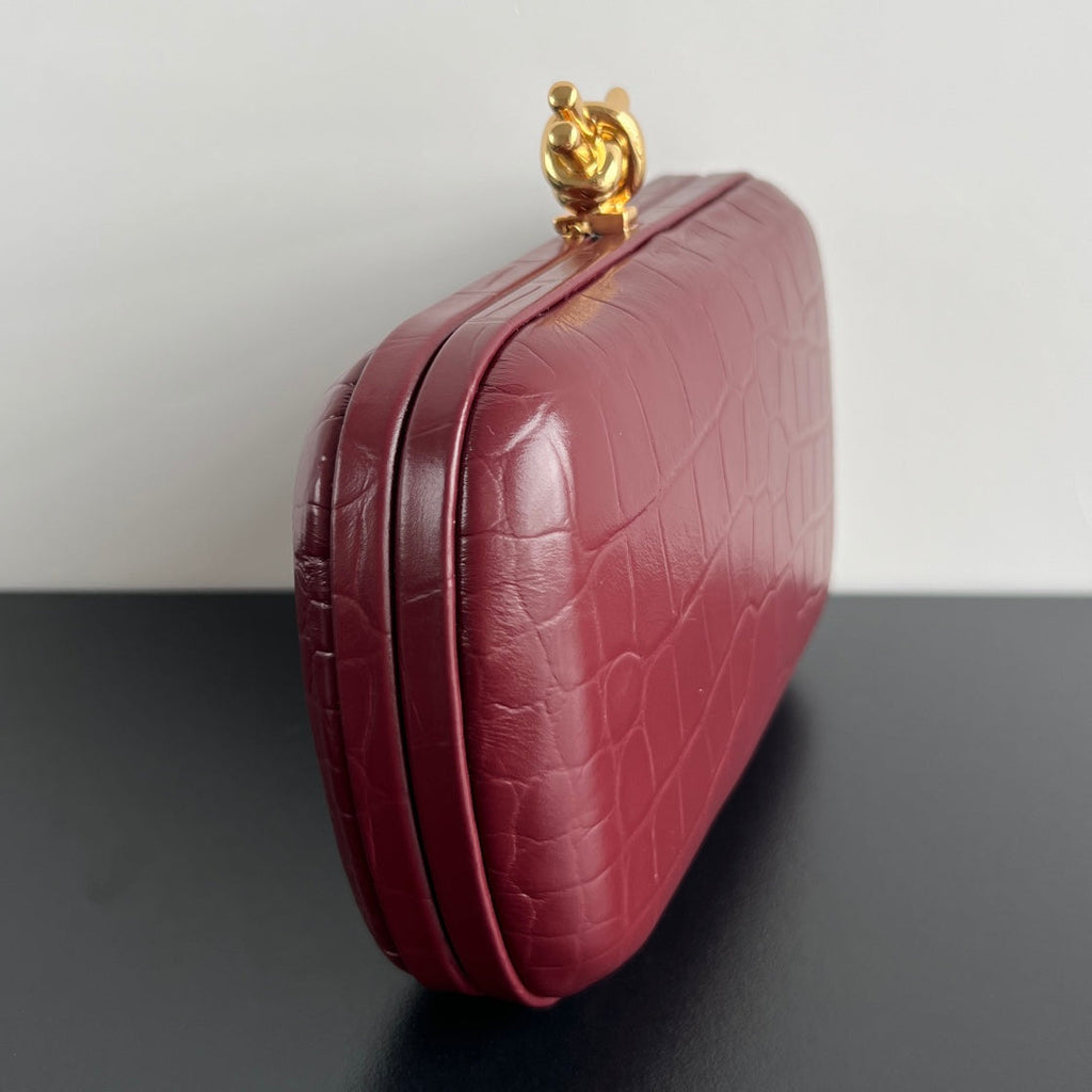 BOTTEGA VENETA KNOT 19 IN BURGUNDY RED CROCODILE PATTERN CALFSKIN