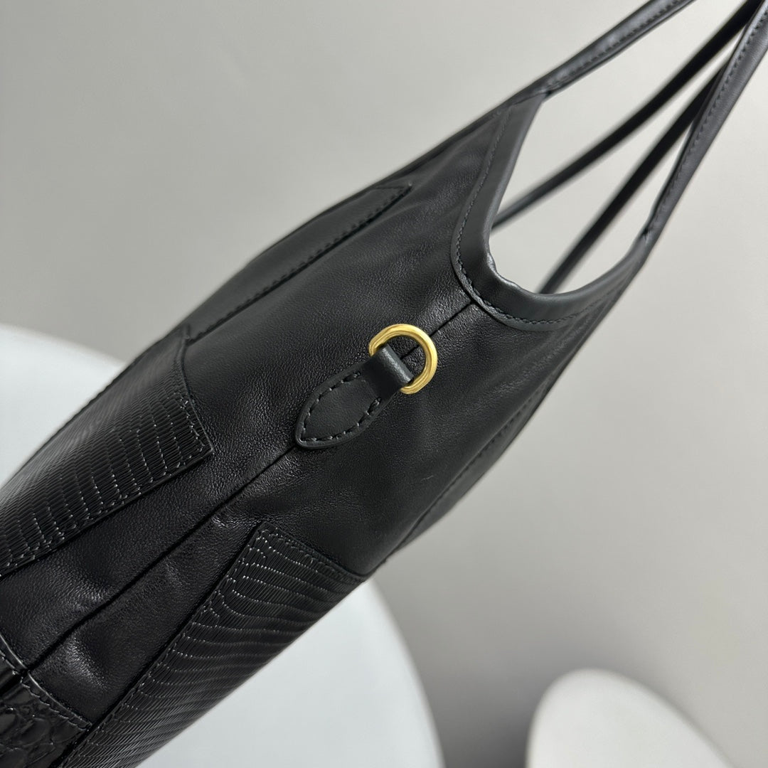 MIU MIU HOBO 40 TOTE IN PATCHWORK BLACK CALFSKIN