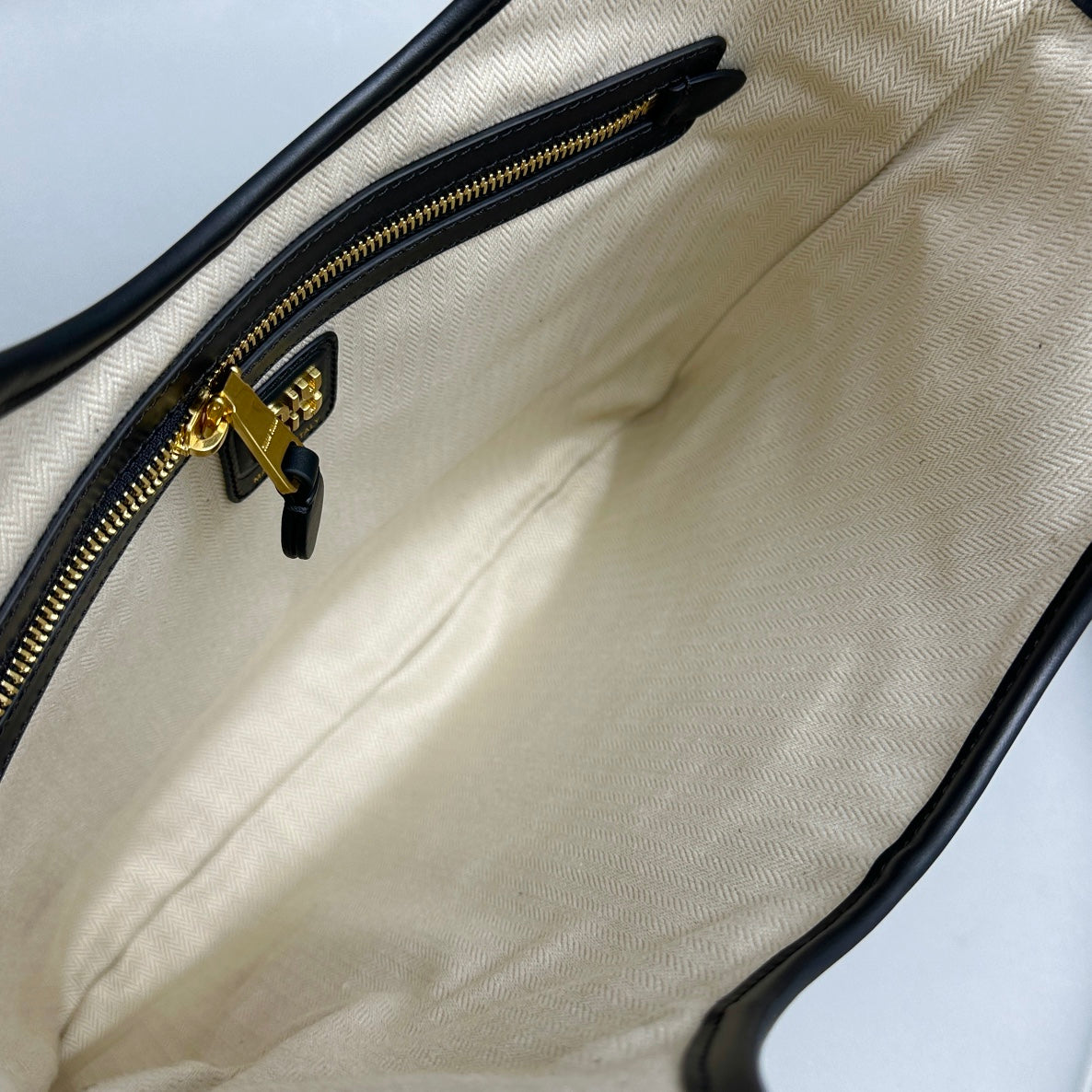MIU MIU HOBO 40 TOTE IN PATCHWORK BLACK CALFSKIN