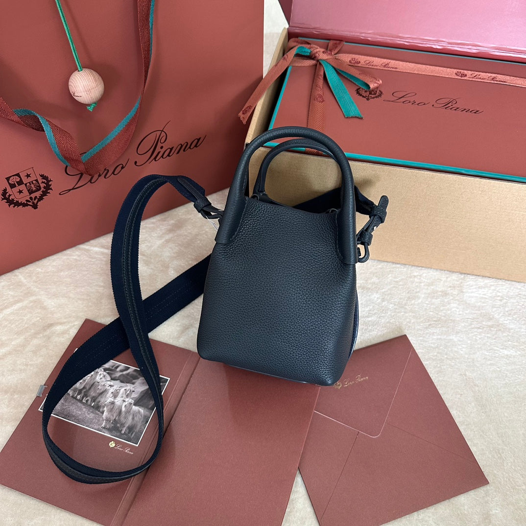 LORO PIANA MICRO BALE BAG IN BLACK CALFSKIN 226599