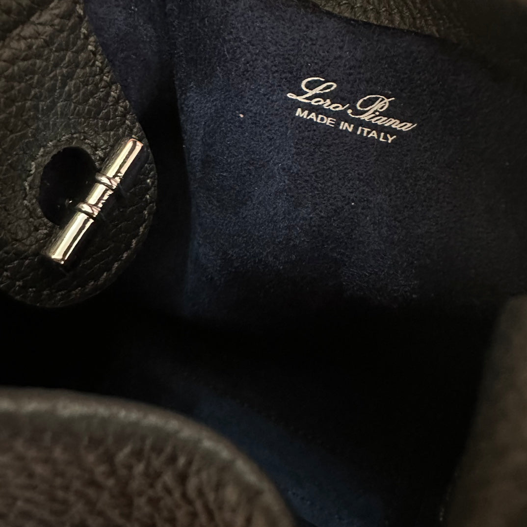 LORO PIANA MICRO BALE BAG IN BLACK CALFSKIN 226599