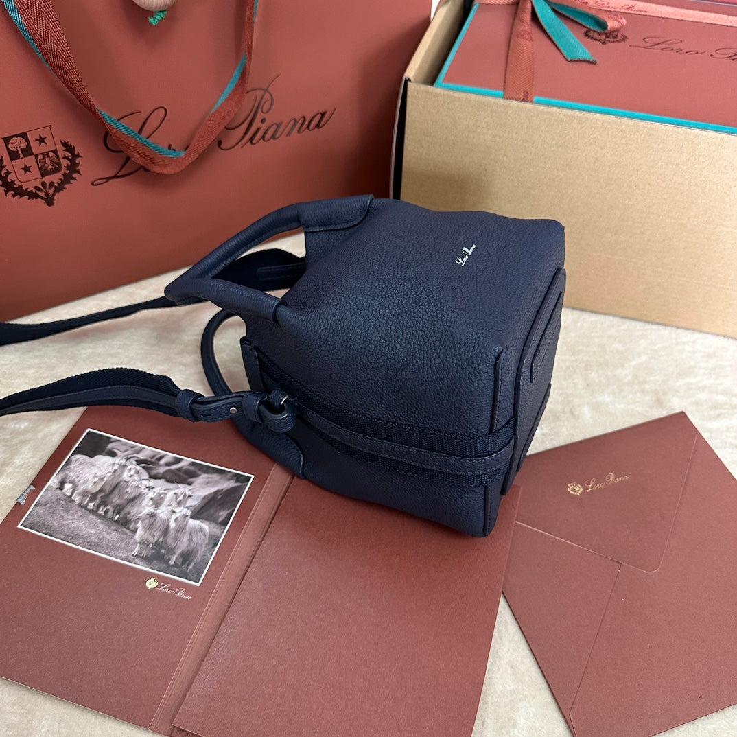 LORO PIANA MICRO BALE BAG IN NAVY BLUE CALFSKIN