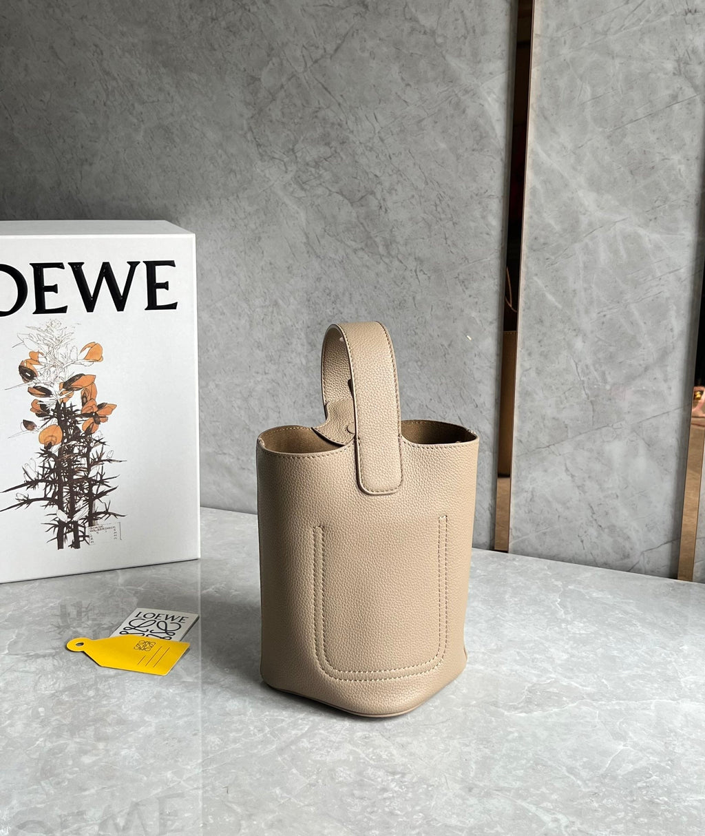 LOEWE LOE MINI 19 PEBBLE BUCKET IN CAMEL BROWN MELLOW CALFSKIN