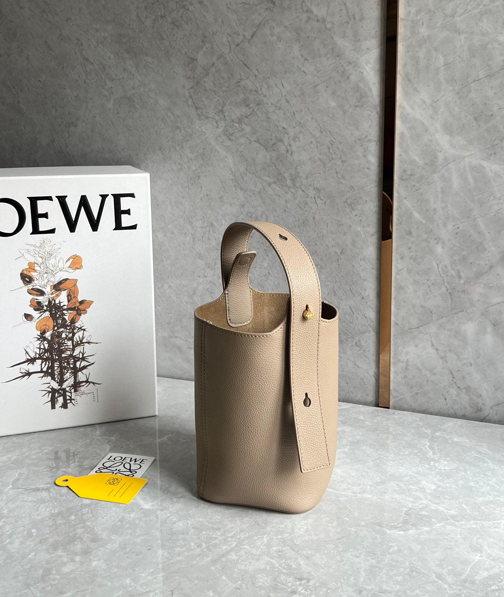 LOEWE LOE MINI 19 PEBBLE BUCKET IN CAMEL BROWN MELLOW CALFSKIN