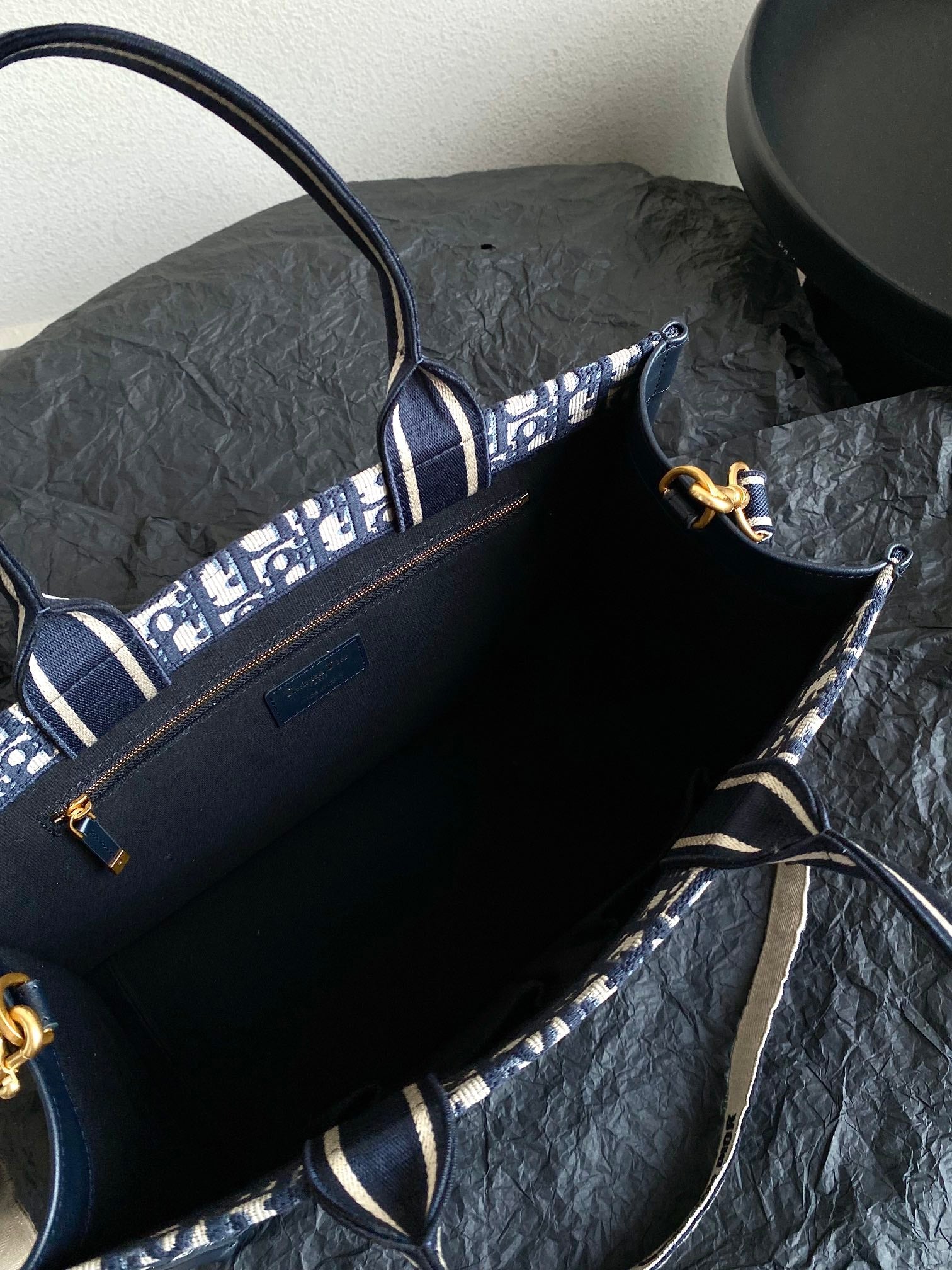 DIOR MEDIUM BOOK TOTE 36 BLUE OBLIQUE EMBROIDERY