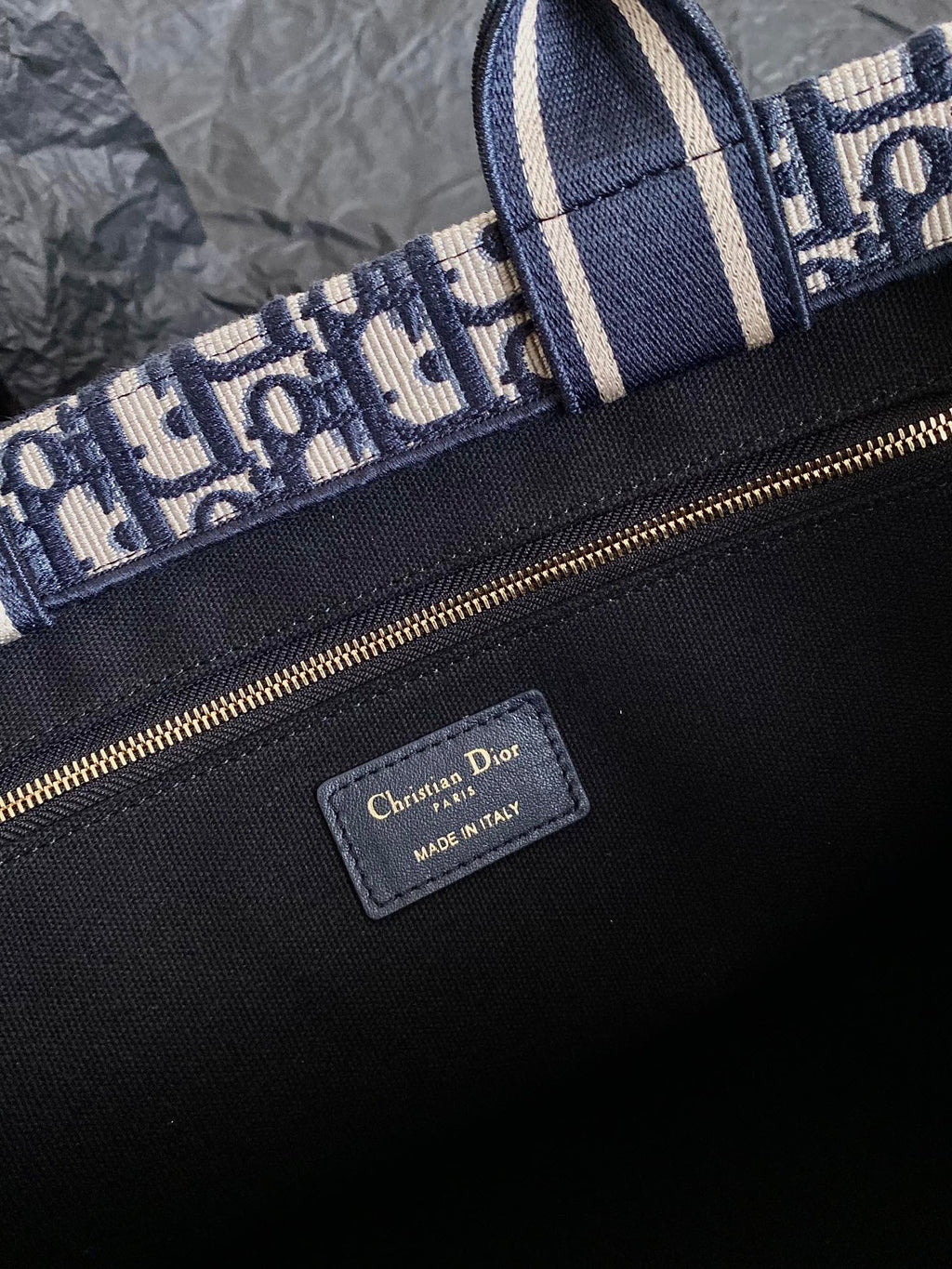 DIOR MEDIUM BOOK TOTE 36 BLUE OBLIQUE EMBROIDERY