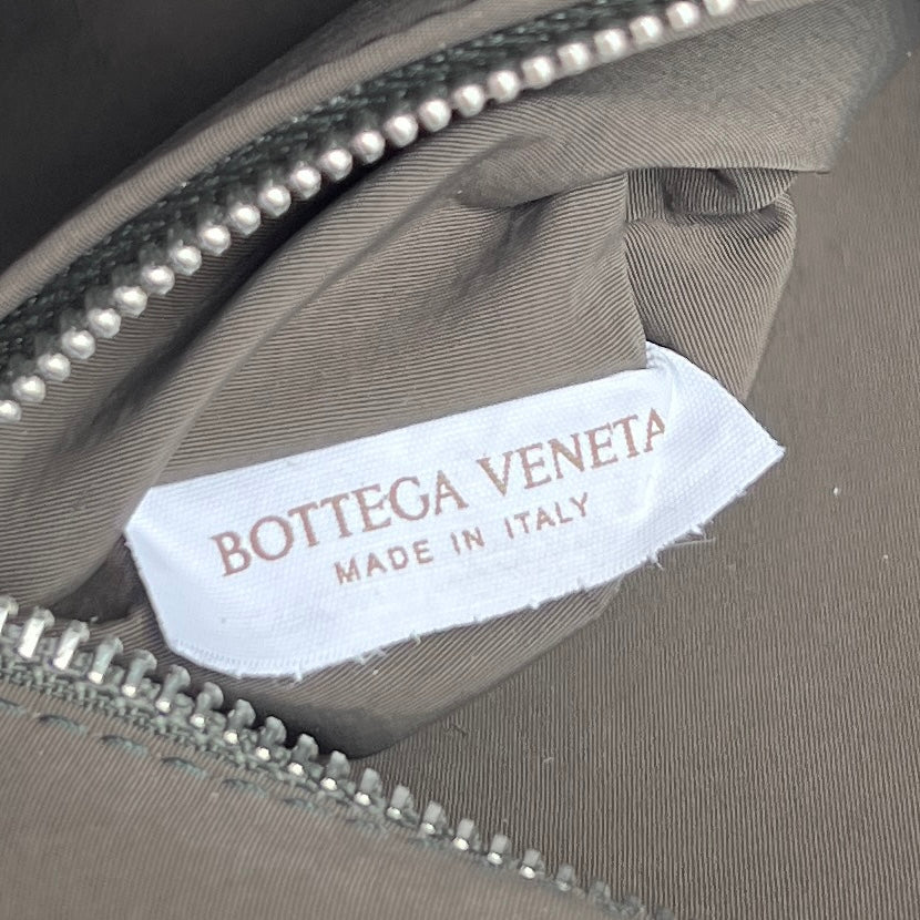BOTTEGA VENETA INTRECCIATO CLUTCH 26 IN CORDUROY GRAY CALFSKIN