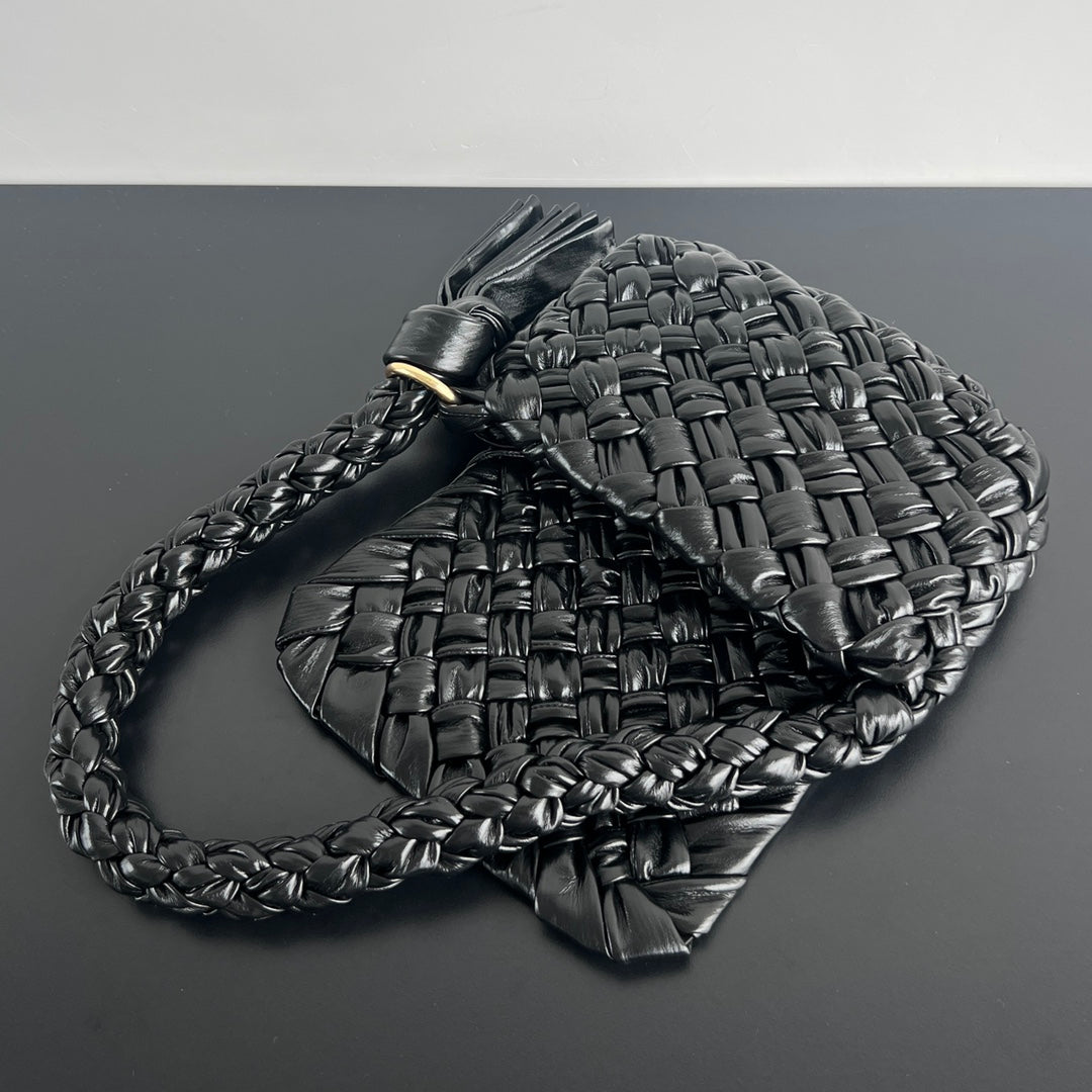 BOTTEGA VENETA KALIMERO CITTÀ 25 IN BLACK CALFSKIN