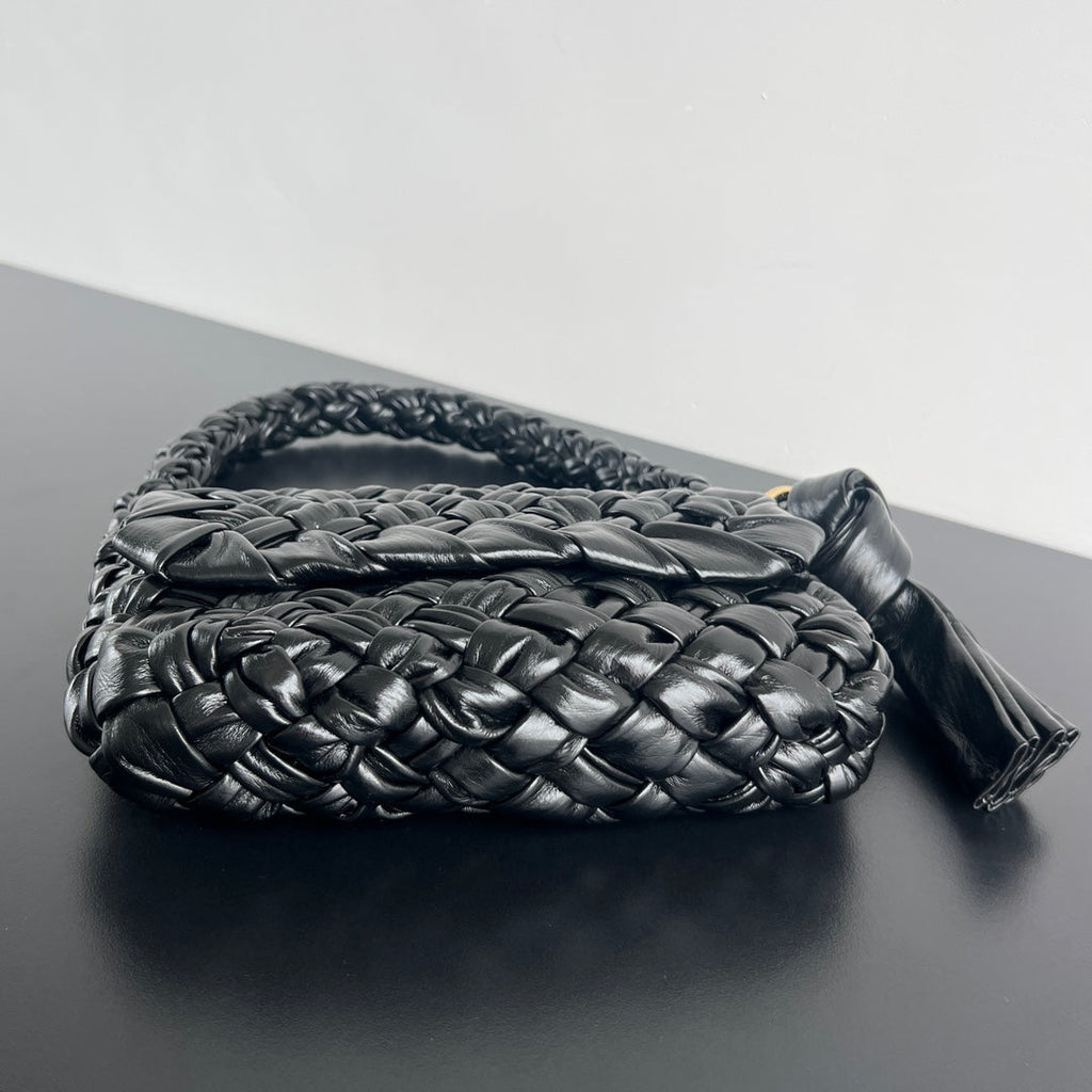 BOTTEGA VENETA KALIMERO CITTÀ 25 IN BLACK CALFSKIN