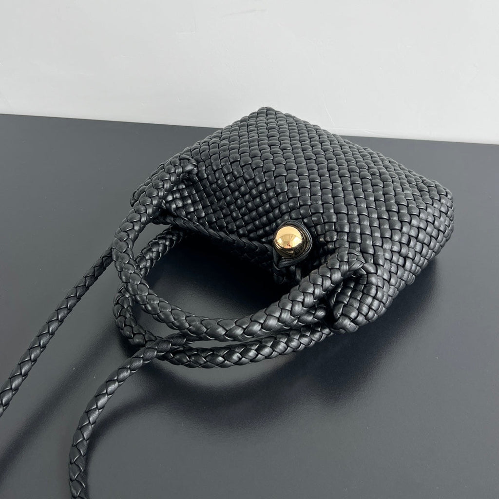 BOTTEGA VENETA MINI TOSCA 20 IN BLACK CALFSKIN