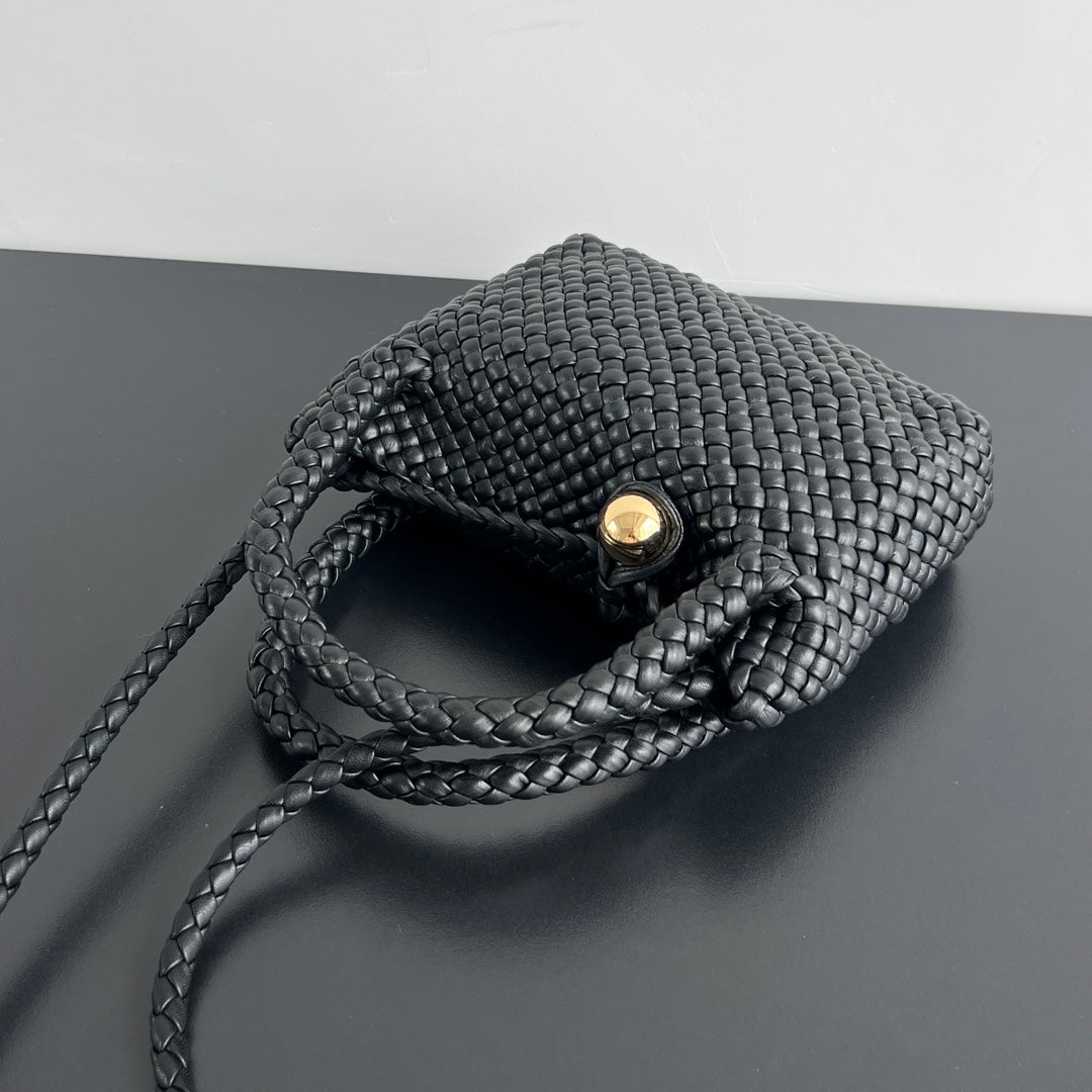 BOTTEGA VENETA MINI TOSCA 20 IN BLACK CALFSKIN