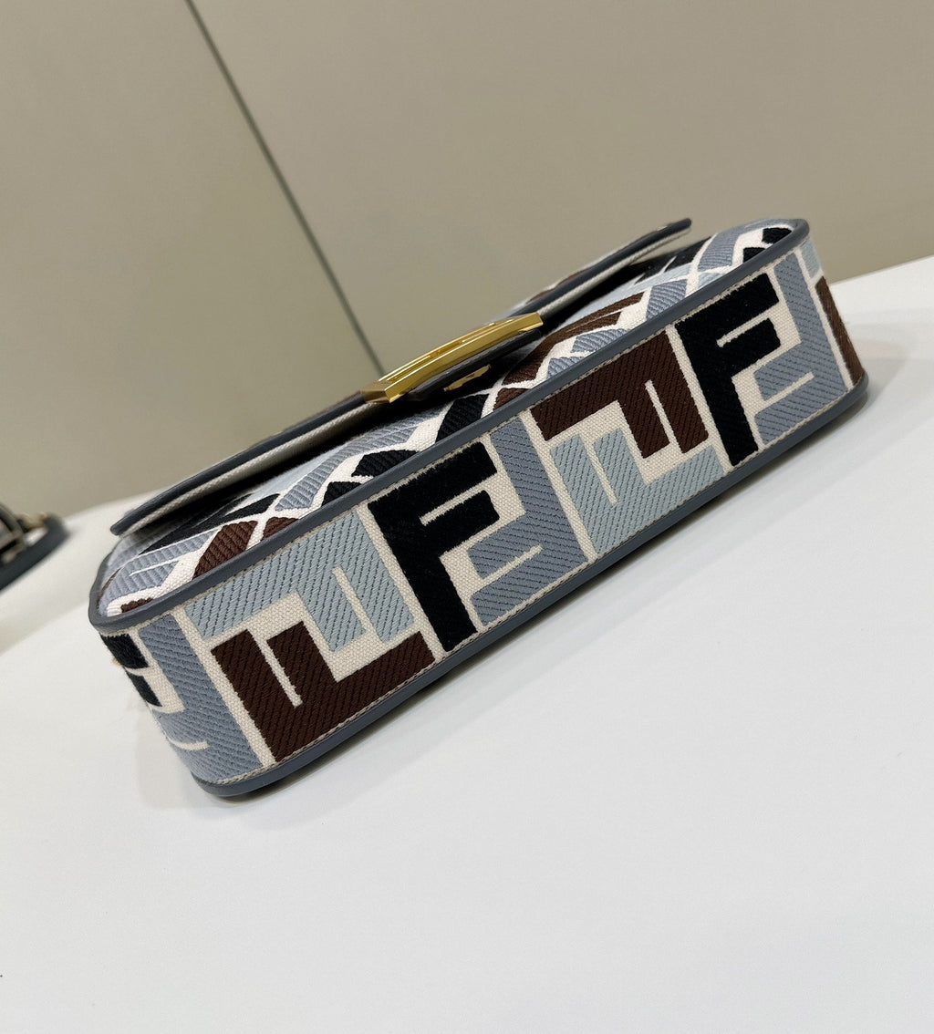 FENDI BAGUETTE CANVAS 27 BAG BLACK STRAP WITH MULTICOLOUR EMBROIDERY GOLD HARDWARE