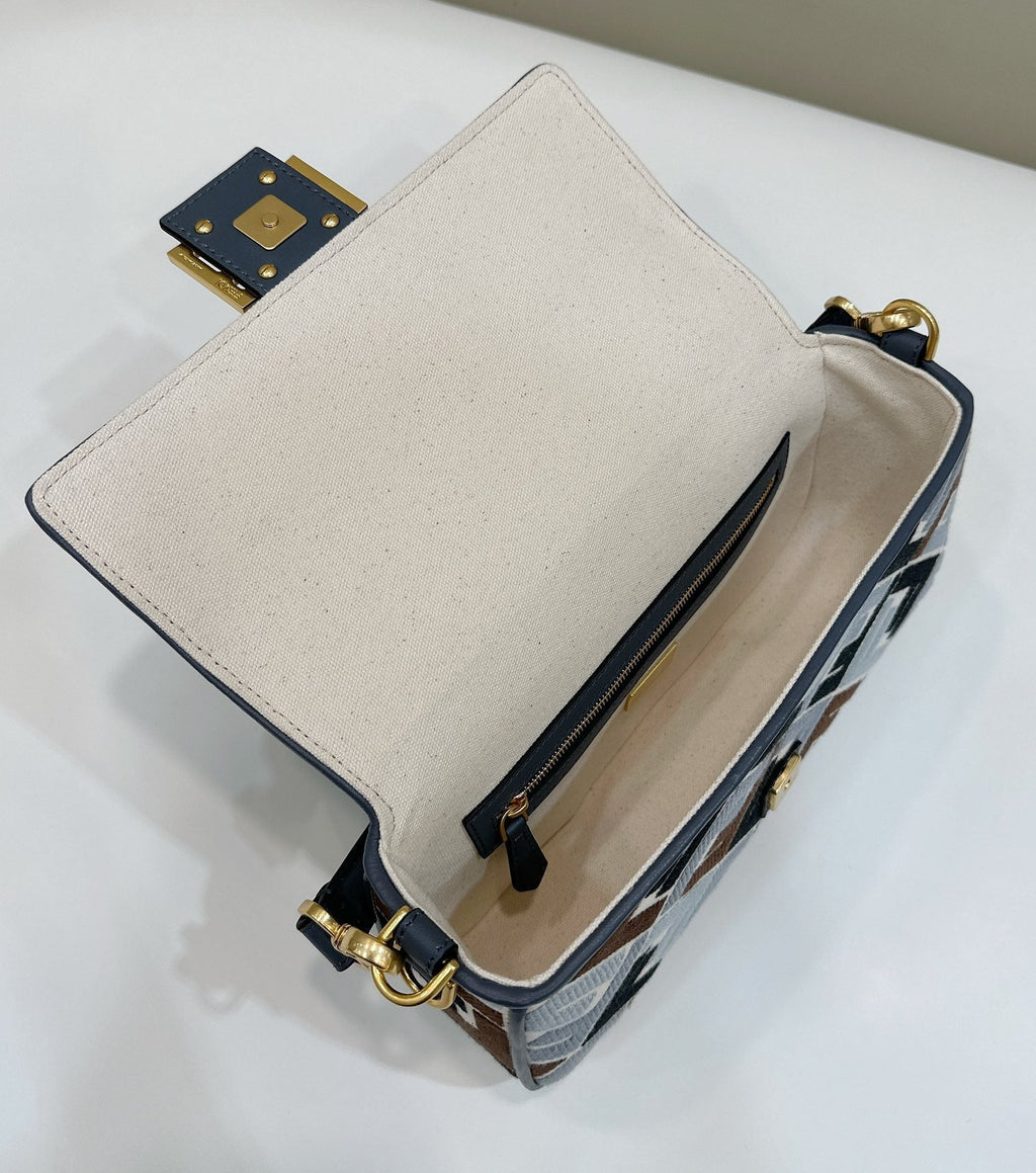 FENDI BAGUETTE CANVAS 27 BAG BLACK STRAP WITH MULTICOLOUR EMBROIDERY GOLD HARDWARE