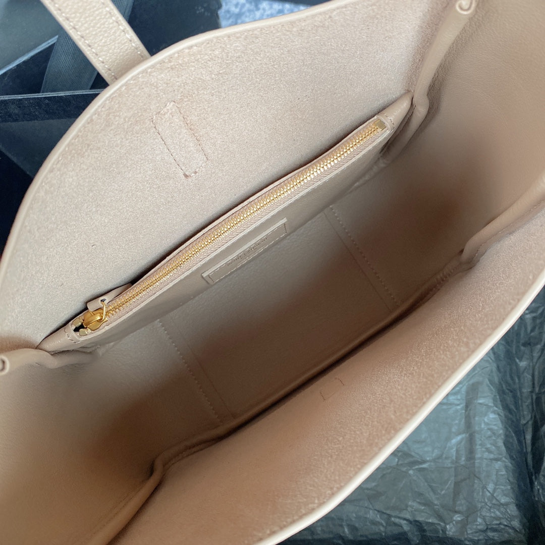 SAINT LAURENT LE 5 À 7 SMALL SUPPLE 23 IN BEIGE LAMBSKIN GOLD BUCKLE