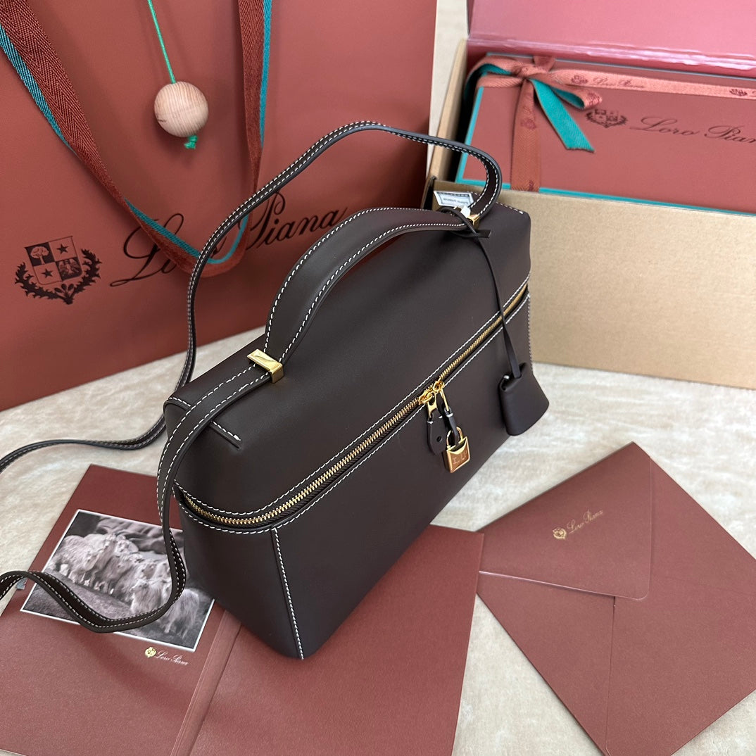 LORO PIANA EXTRA BAG L27 IN CHOCOLATE BROWN SMOOTH CALFSKIN WITH GOLD HARDWARE