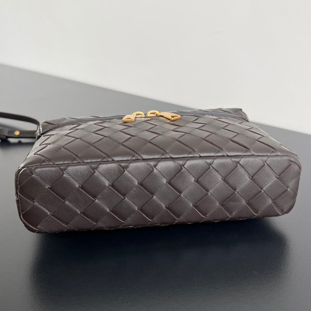 BOTTEGA VENETA BANG BANG 22 VANITY CASE IN FONDANT CALFSKIN