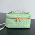 BOTTEGA VENETA BANG BANG 22 VANITY CASE IN LIGHT GREEN CALFSKIN