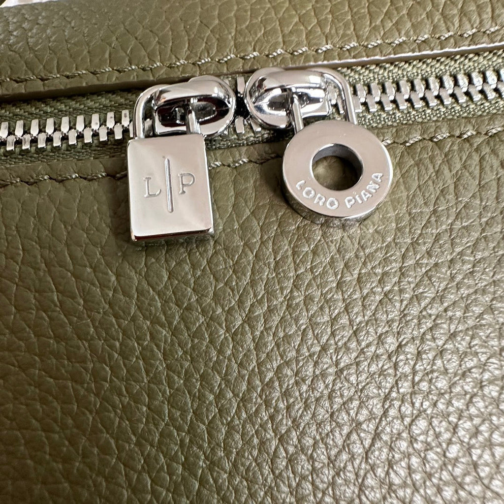 LORO PIANA EXTRA POCKET L19 IN OLIVE GREEN CALFSKIN WITH SILVER HARDWARE