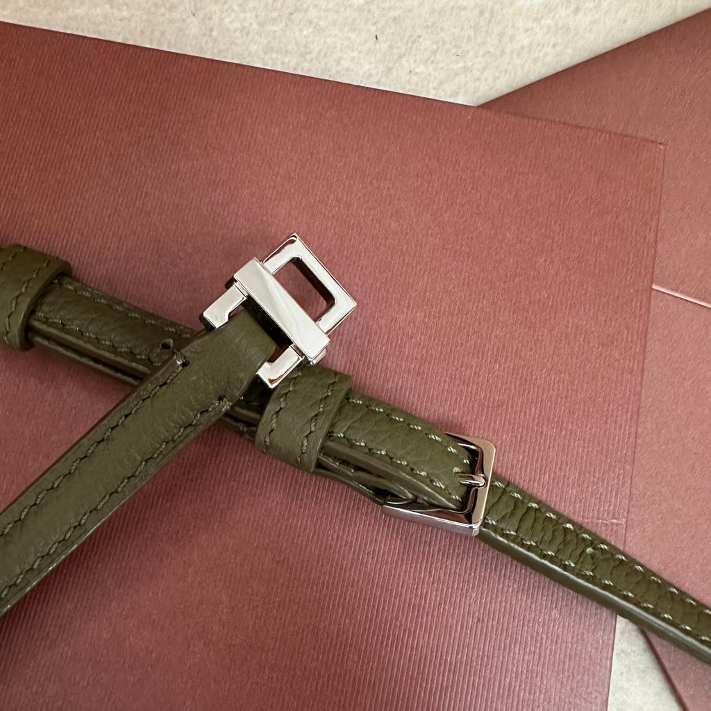LORO PIANA EXTRA POCKET L19 IN OLIVE GREEN CALFSKIN WITH SILVER HARDWARE