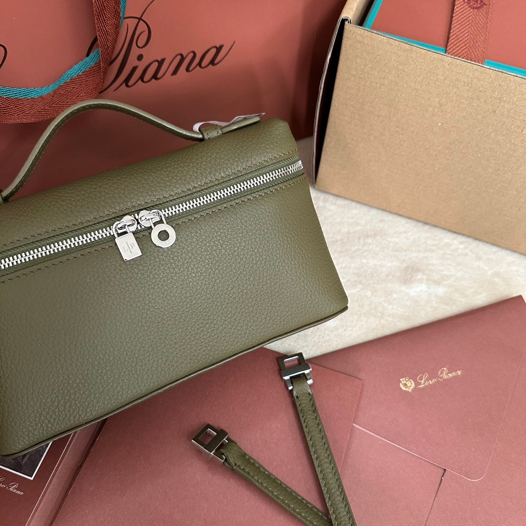 LORO PIANA EXTRA POCKET L19 IN OLIVE GREEN CALFSKIN WITH SILVER HARDWARE