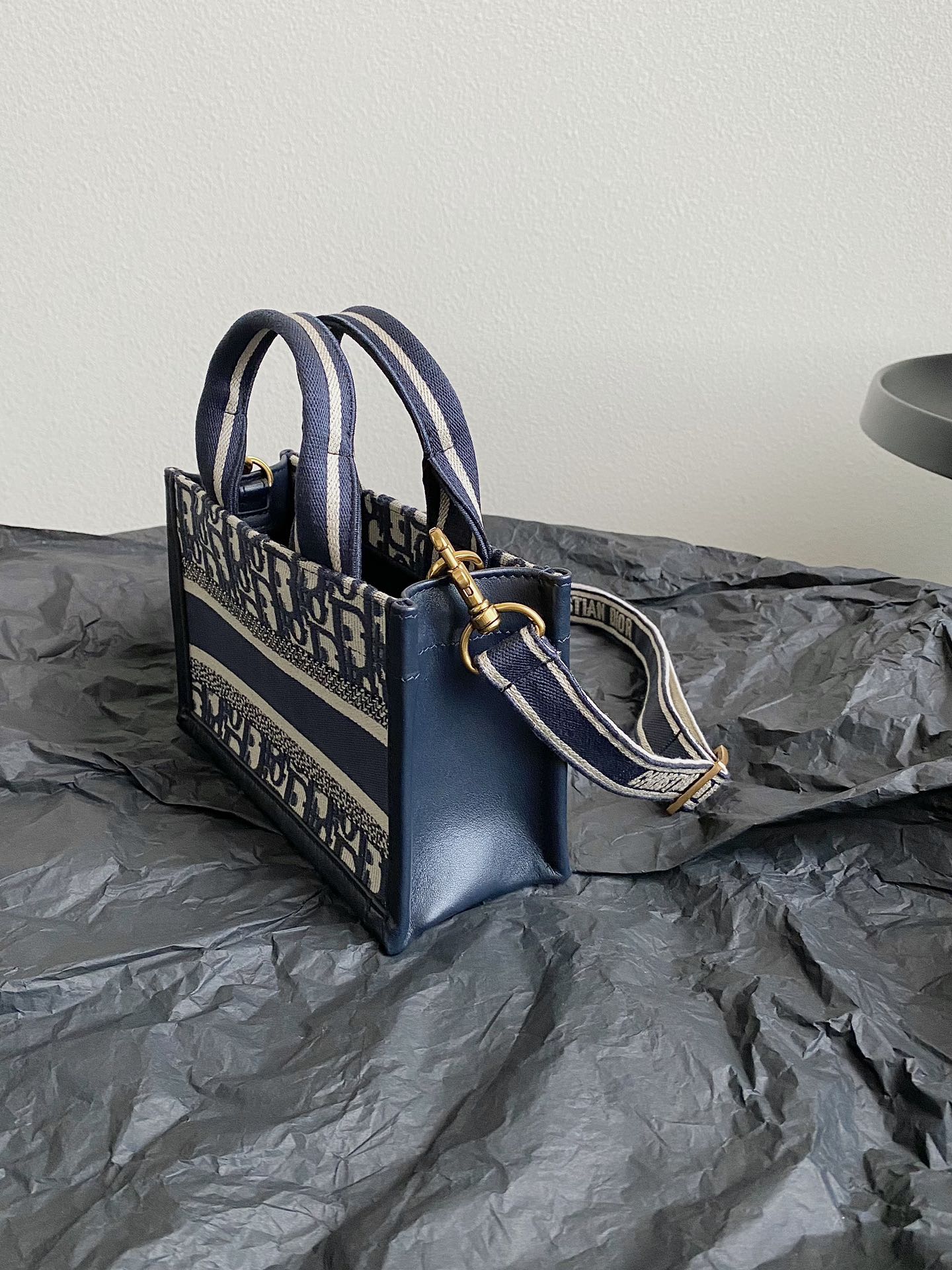 DIOR MINI BOOK TOTE 21 BLUE OBLIQUE EMBROIDERY