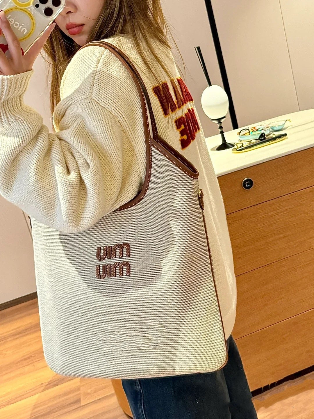 MIU MIU IVY 40 TOTE IN WHITE CANVAS