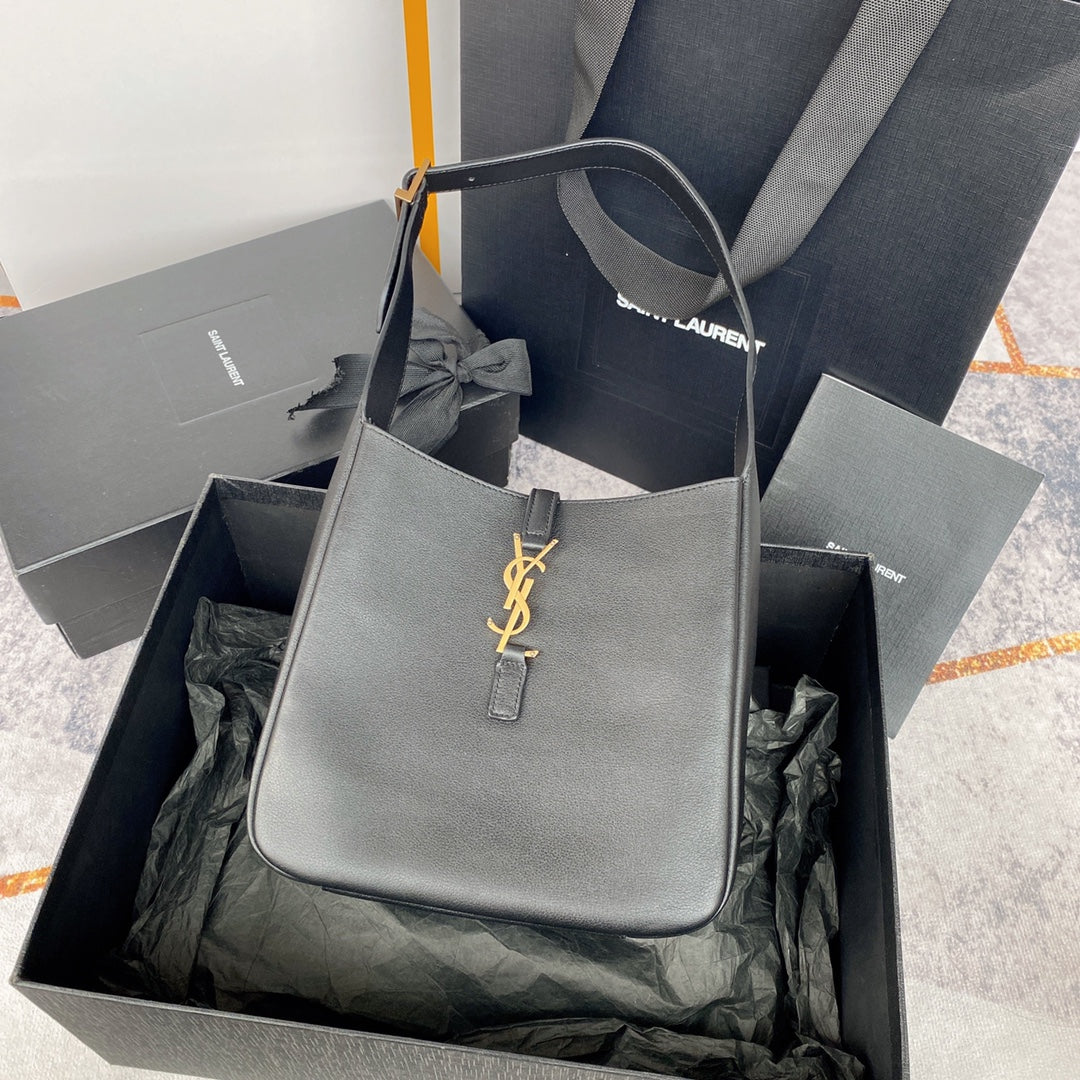 SAINT LAURENT LE 5 À 7 SMALL SUPPLE 23 IN GRAY LAMBSKIN GOLD BUCKLE