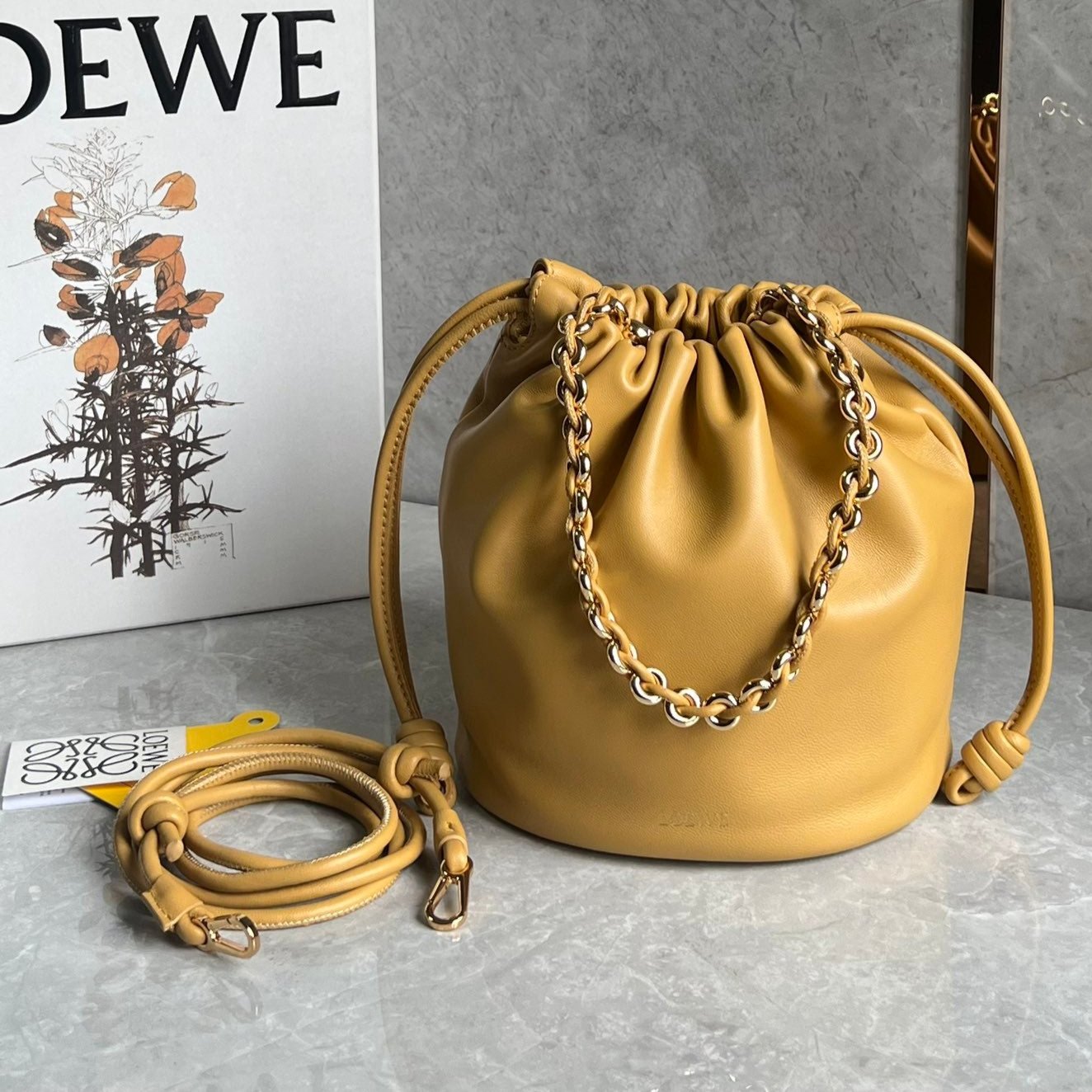 LOEWE LOE 32 FLAMENCO PURSE BUCKET IN SAHARA MELLOW NAPPA LAMBSKIN