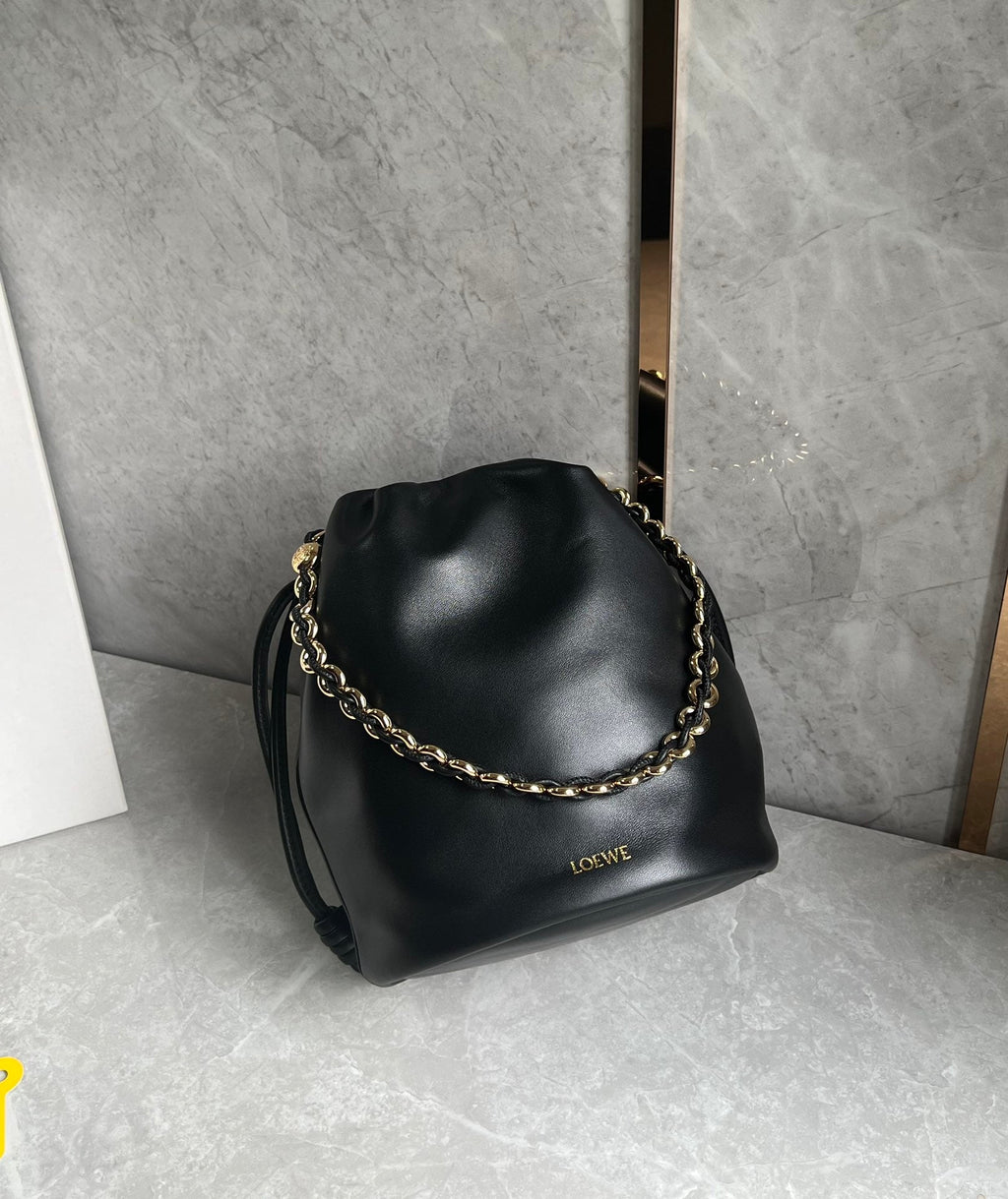 LOEWE LOE 32 FLAMENCO PURSE BUCKET IN BLACK MELLOW NAPPA LAMBSKIN