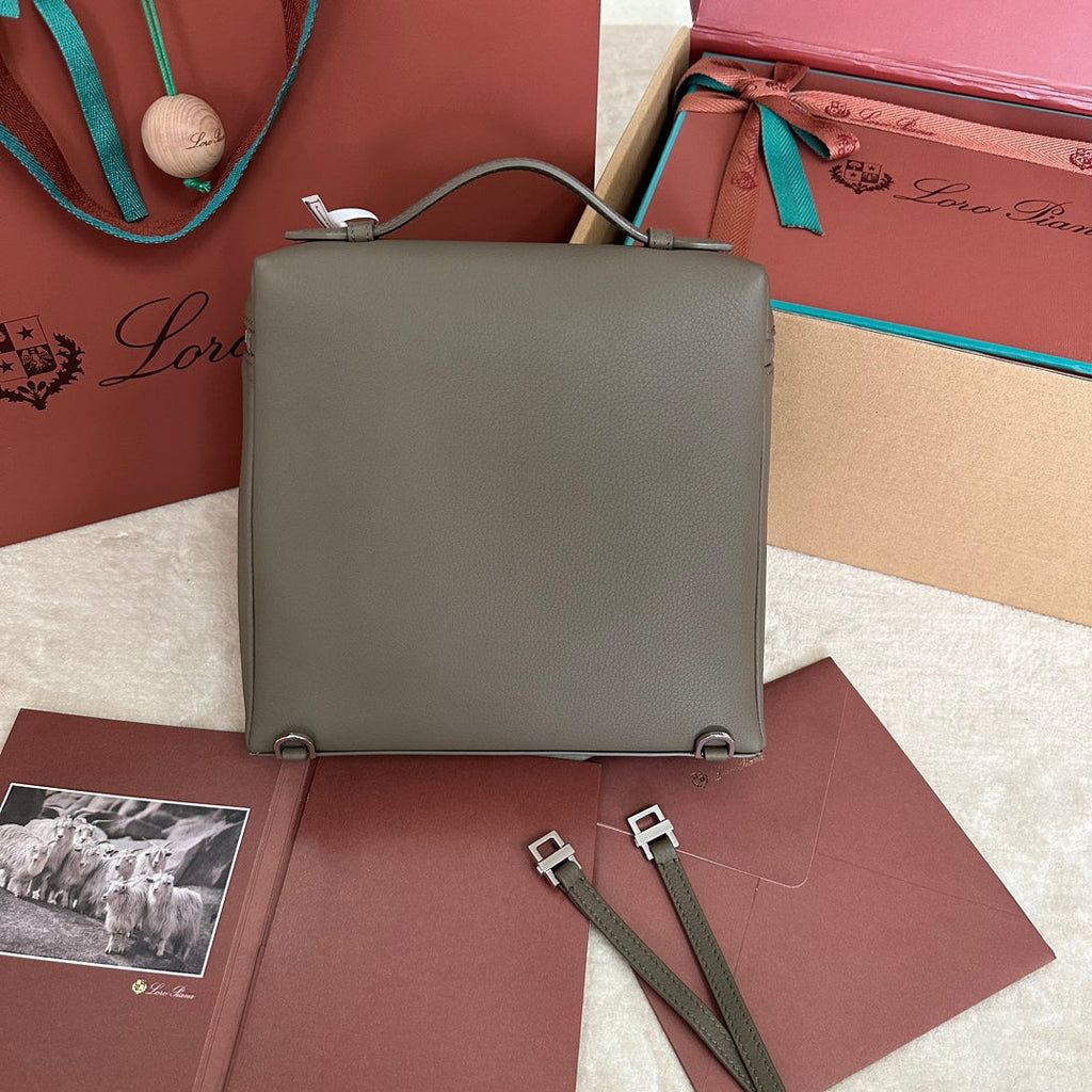 LORO PIANA EXTRA POCKET BACKPACK L23.5 IN WOOD BROWN CALFSKIN WITH SILVER HARDWARE