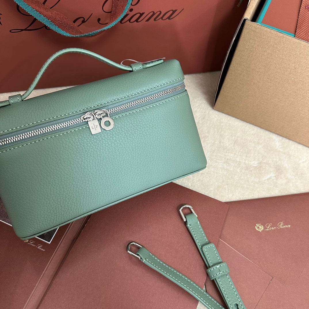 LORO PIANA EXTRA POCKET L19 IN TEAL GREEN CALFSKIN WITH SILVER HARDWARE
